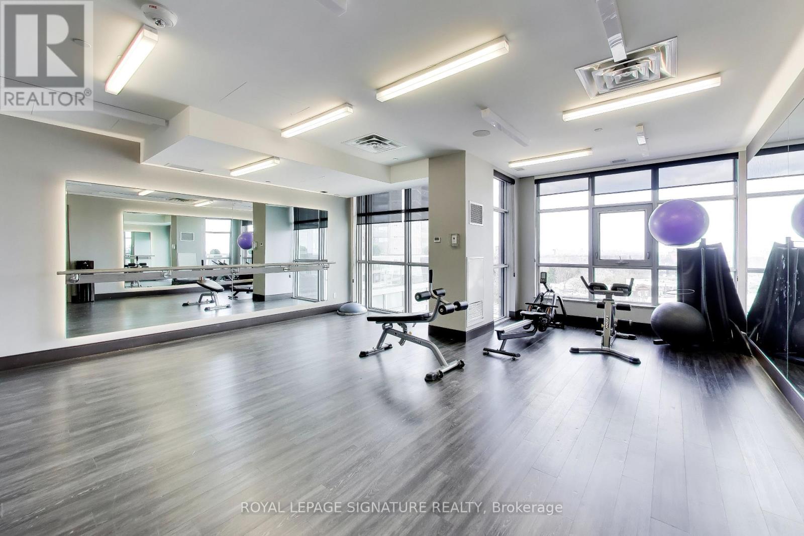 501 - 501 St Clair Avenue W, Toronto, Ontario  M5P 0A2 - Photo 21 - C13029922