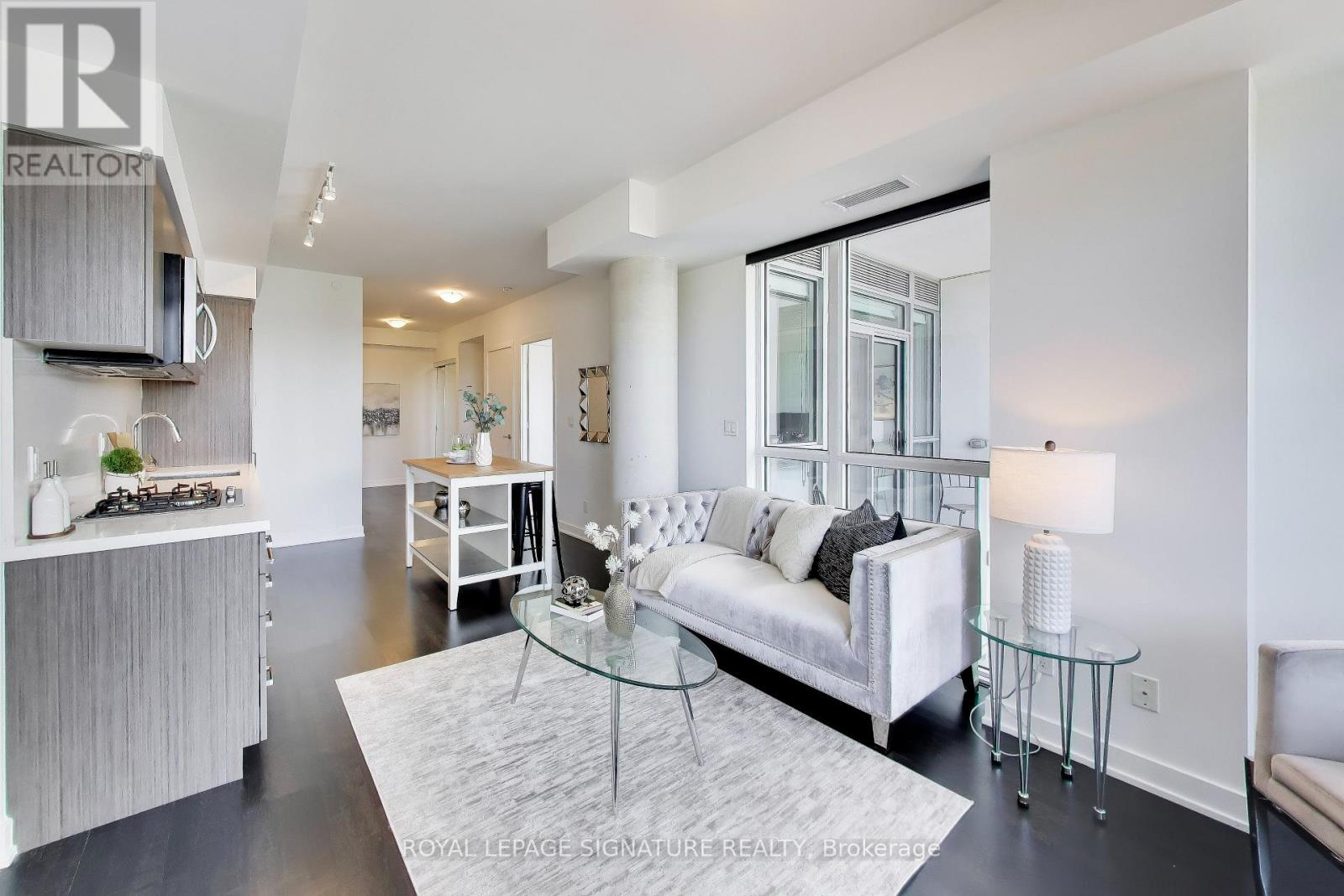 501 - 501 St Clair Avenue W, Toronto, Ontario  M5P 0A2 - Photo 5 - C13029922