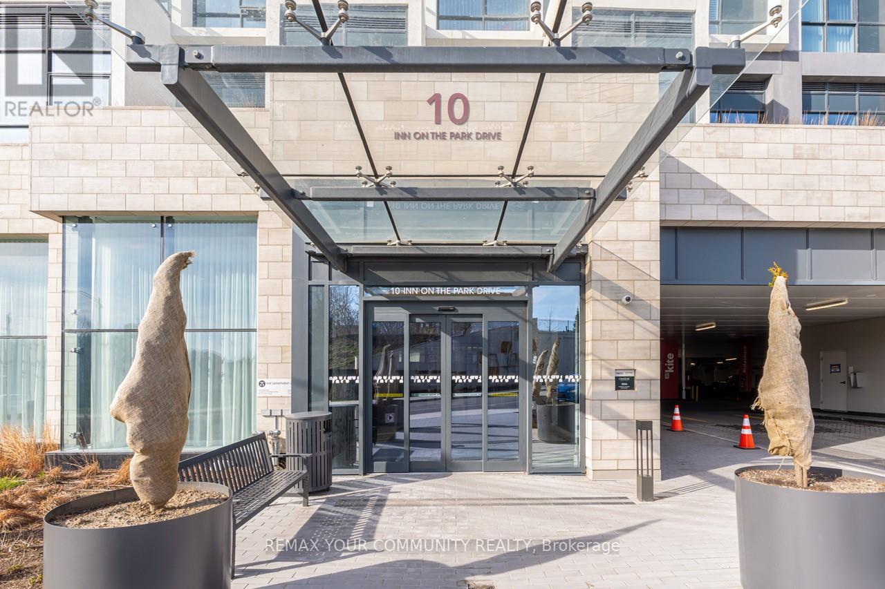 1601 - 10 Inn On The Park Drive, Toronto, Ontario  M3C 0P9 - Photo 2 - C13029958