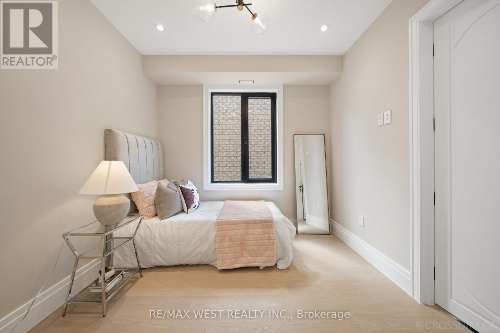 238 Melrose Avenue N, Toronto, Ontario  M5M 1Z1 - Photo 26 - C13029986