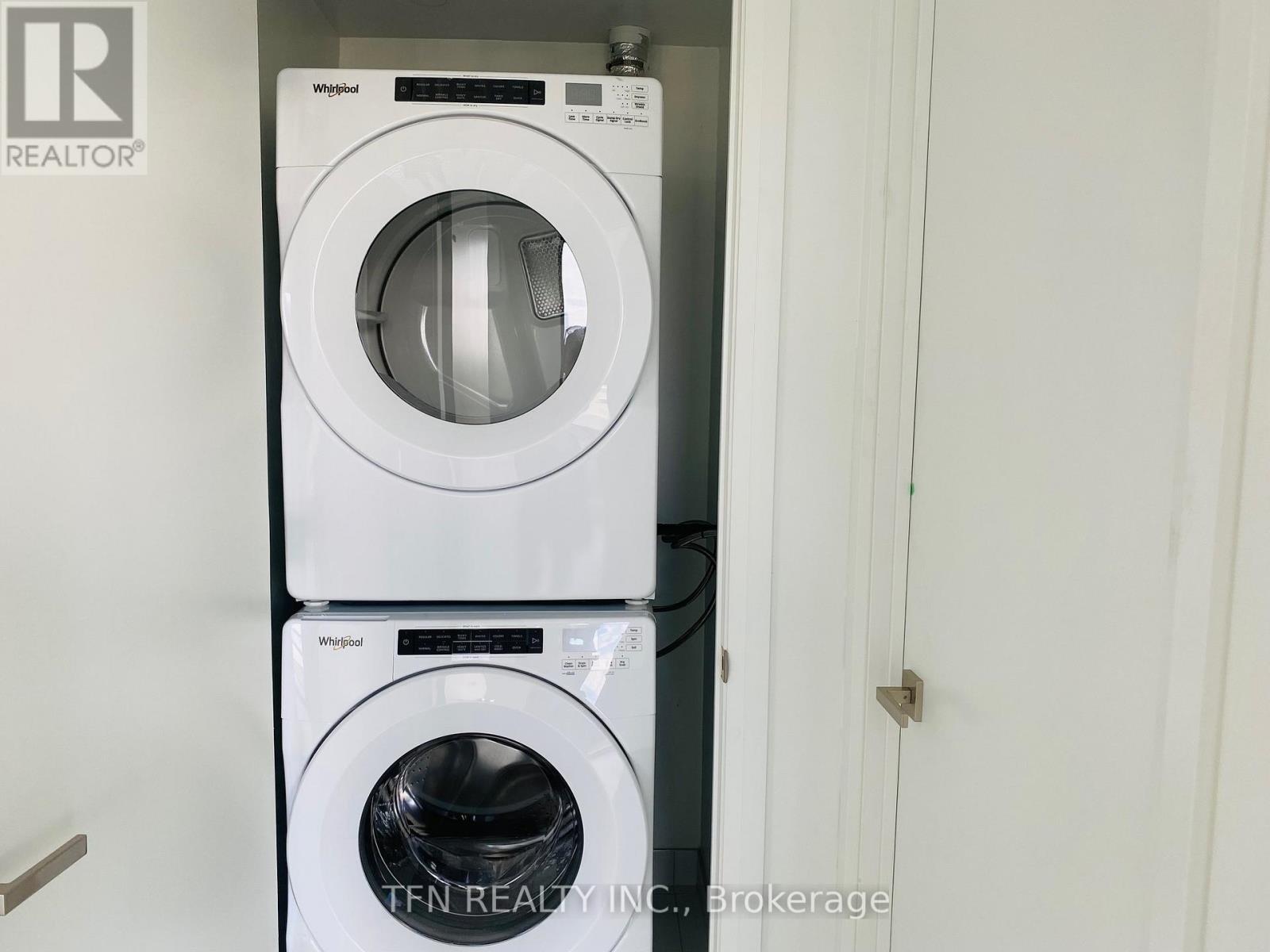 802 - 33 Frederick Todd Way N, Toronto, Ontario  M4G 0C9 - Photo 11 - C13030012