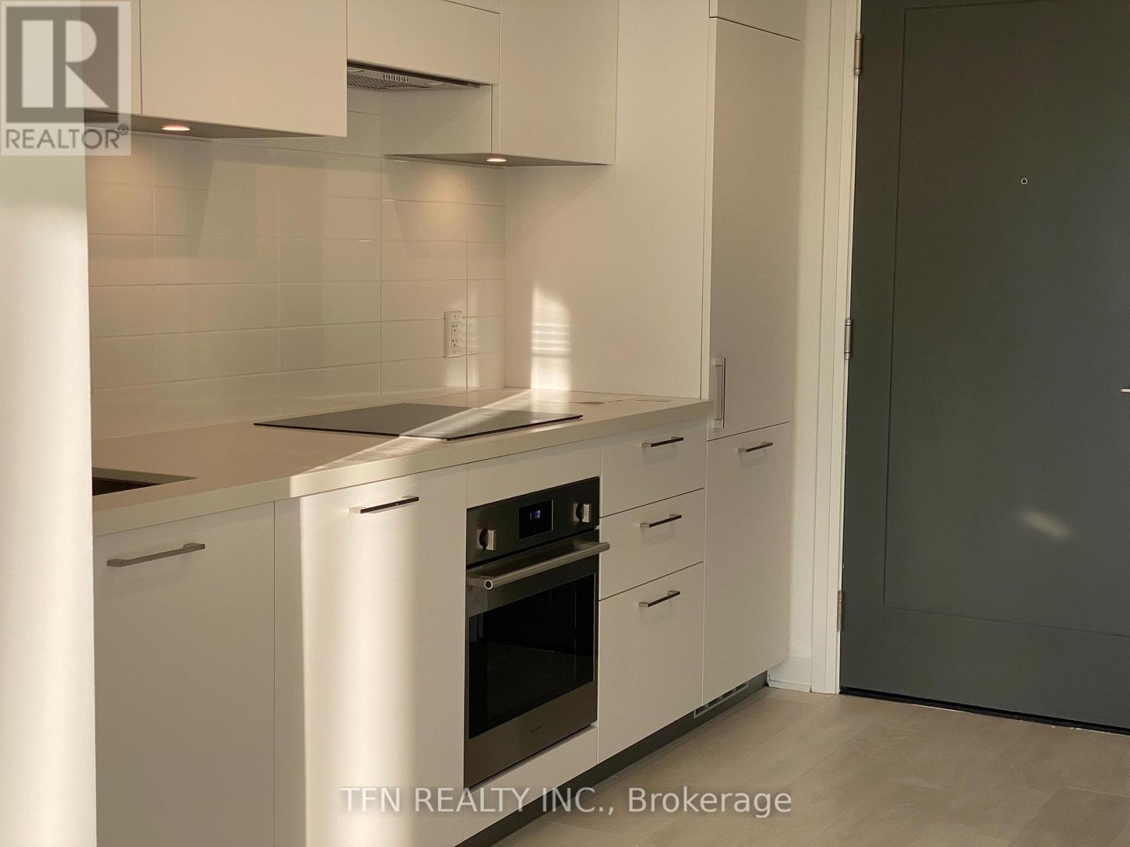 802 - 33 Frederick Todd Way N, Toronto, Ontario  M4G 0C9 - Photo 8 - C13030012