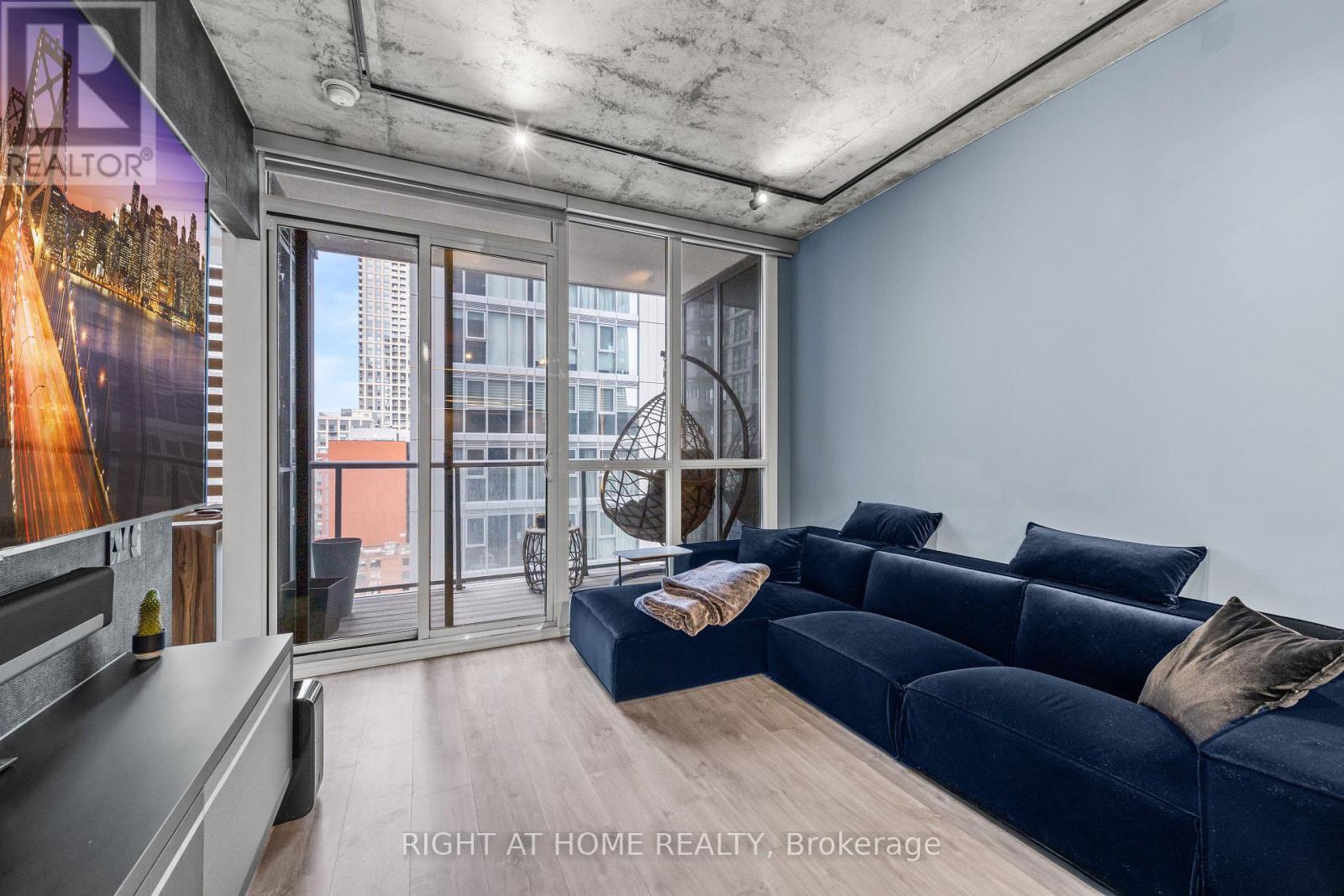 1401 - 88 Blue Jays Way, Toronto, Ontario  M5V 0L7 - Photo 15 - C13030062