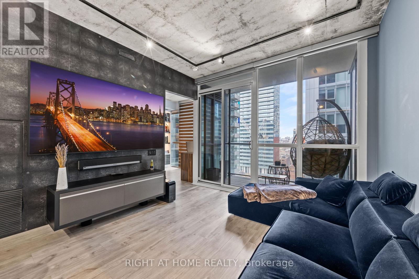 1401 - 88 Blue Jays Way, Toronto, Ontario  M5V 0L7 - Photo 16 - C13030062