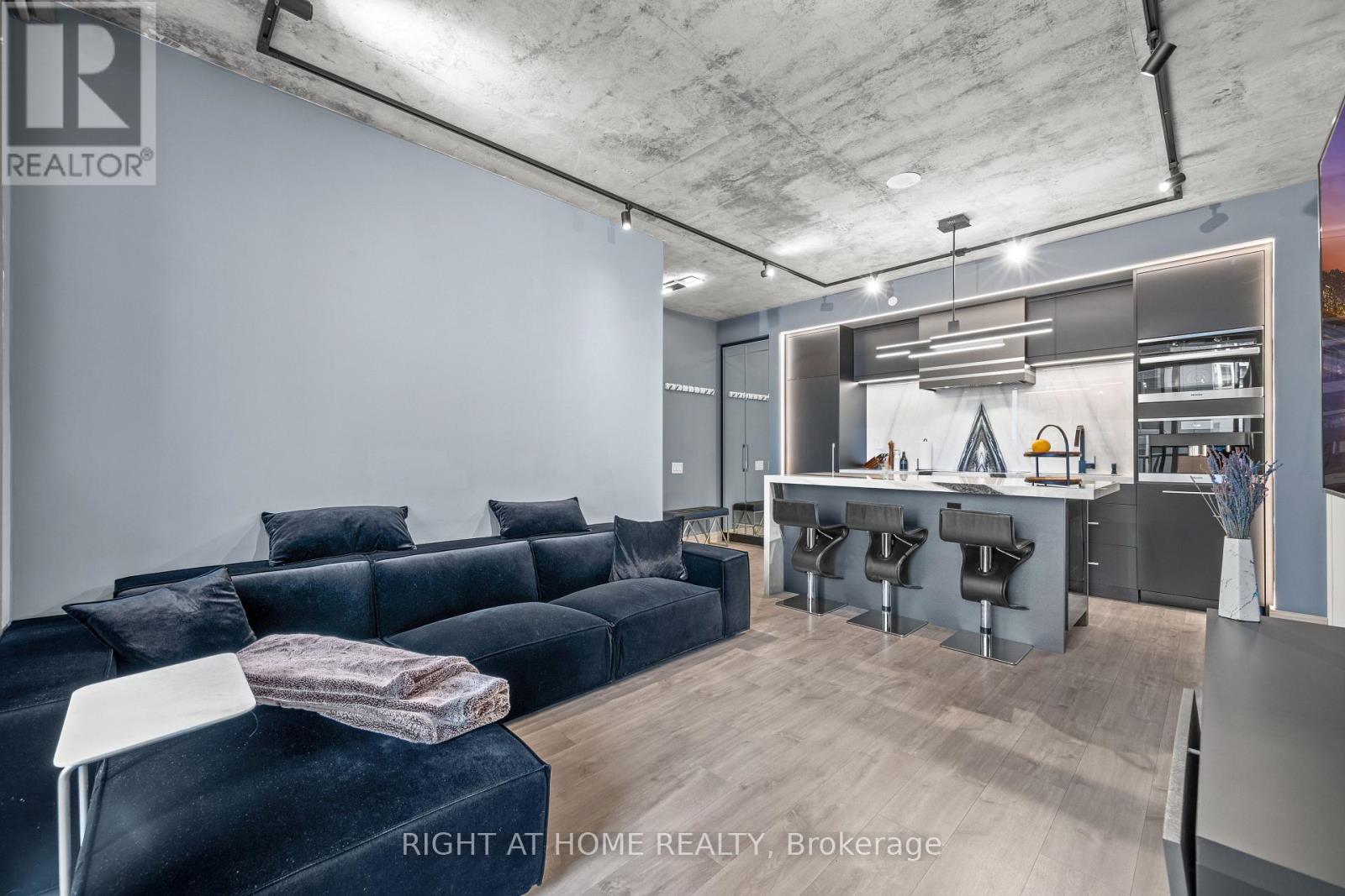 1401 - 88 Blue Jays Way, Toronto, Ontario  M5V 0L7 - Photo 17 - C13030062