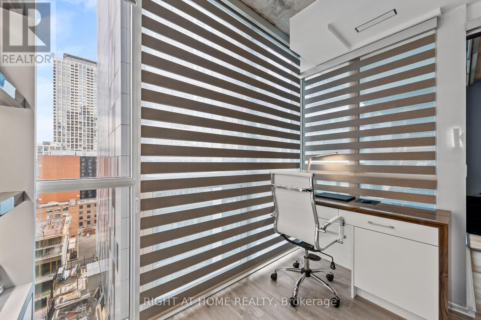 1401 - 88 Blue Jays Way, Toronto, Ontario  M5V 0L7 - Photo 24 - C13030062