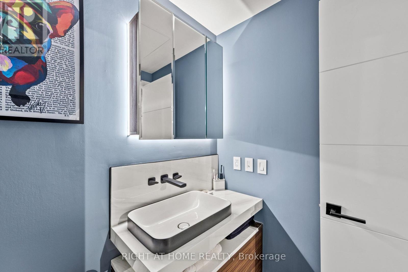 1401 - 88 Blue Jays Way, Toronto, Ontario  M5V 0L7 - Photo 28 - C13030062