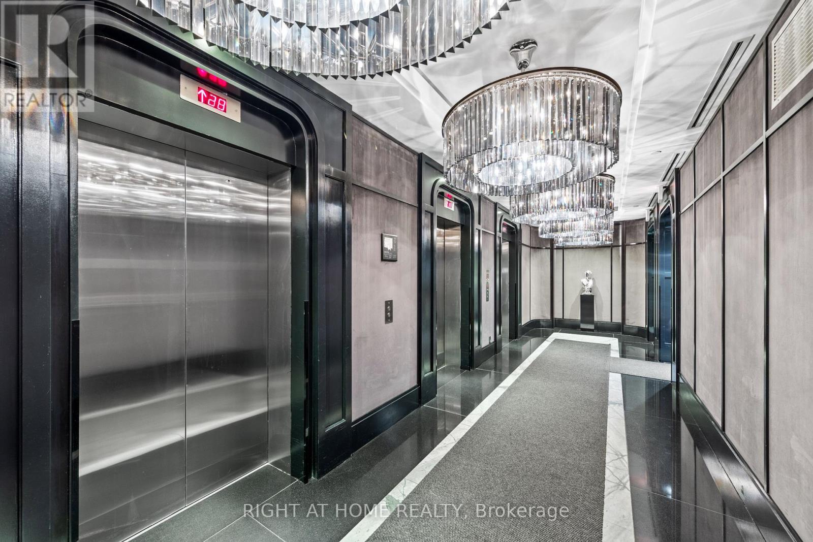 1401 - 88 Blue Jays Way, Toronto, Ontario  M5V 0L7 - Photo 3 - C13030062