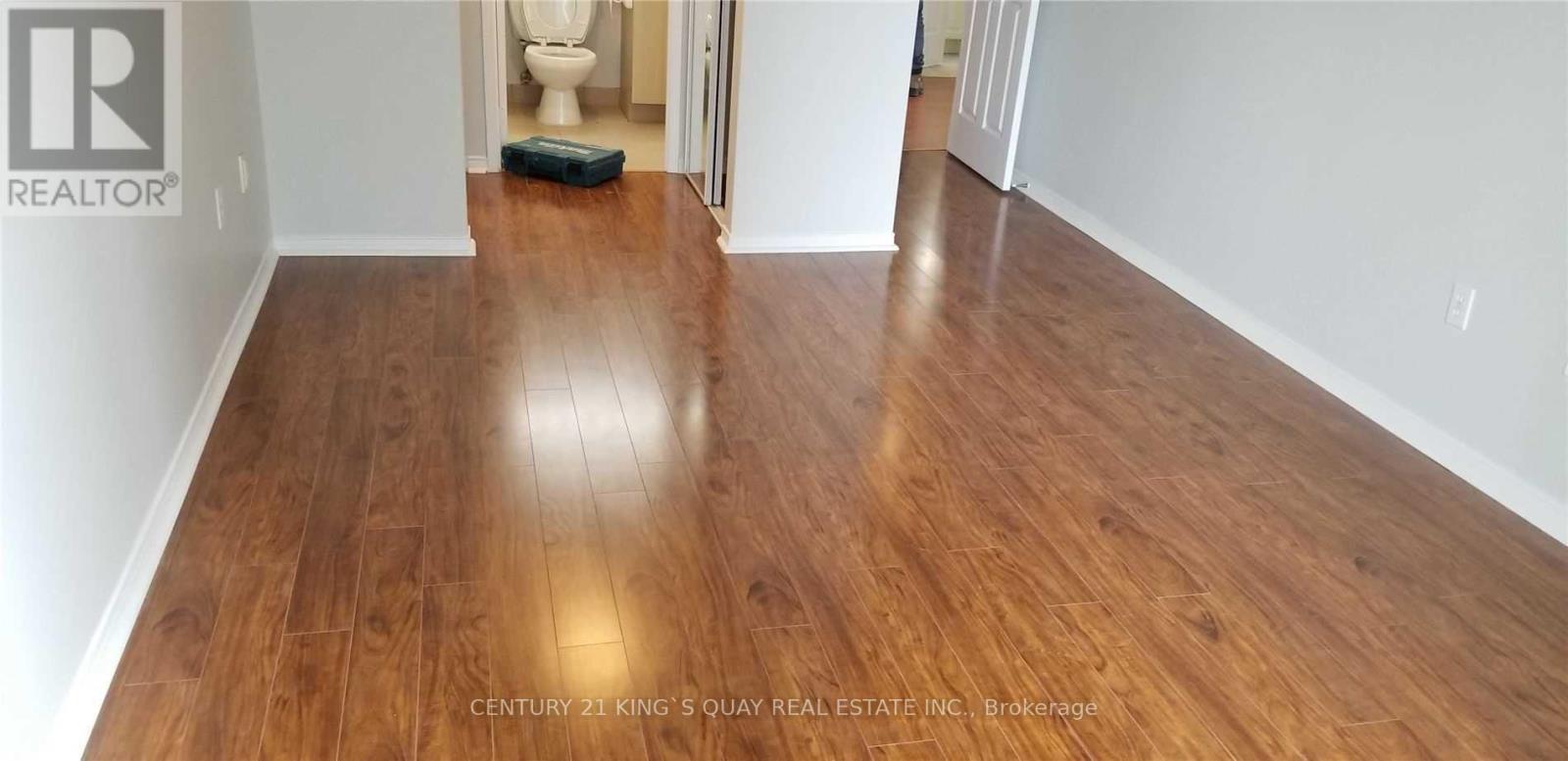 500 - 28 Pemberton Avenue, Toronto, Ontario  M2M 4L1 - Photo 2 - C13030096