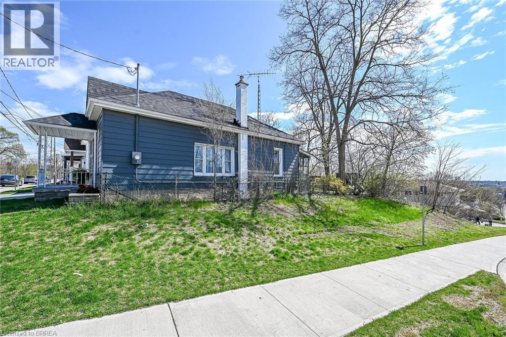 27 High Street, Brantford, Ontario  N3R 3Y3 - Photo 6 - 40812582