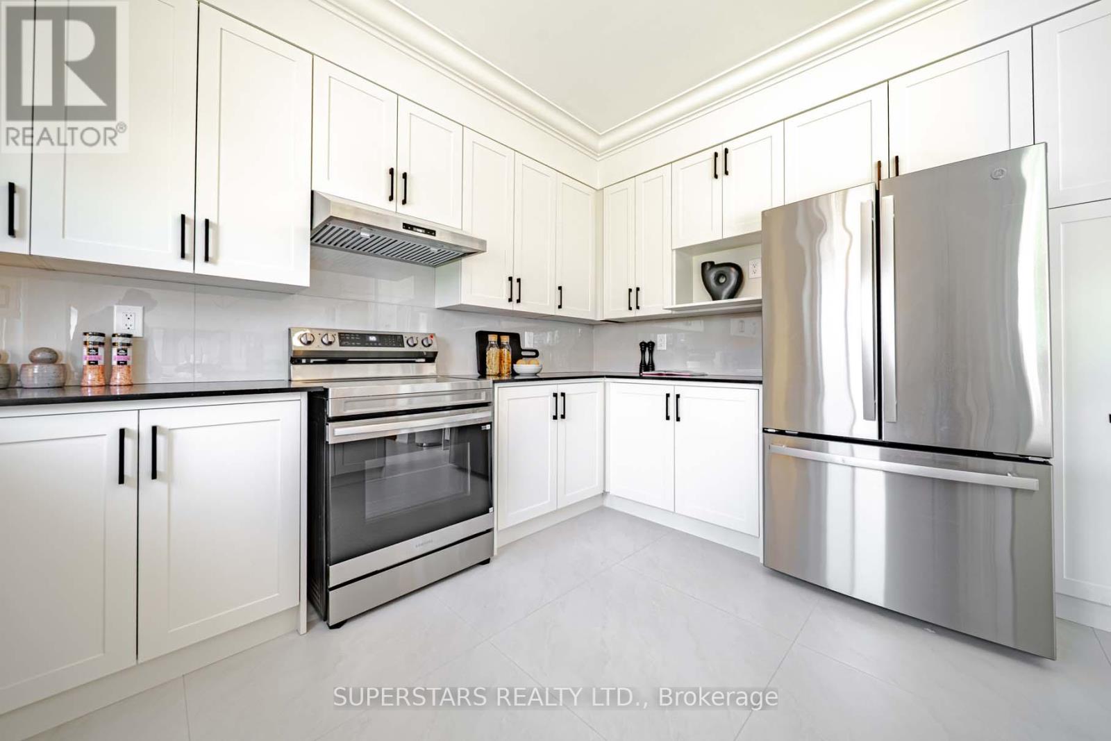 1649 Ballantrae Drive, Oshawa, Ontario  L1K 0A8 - Photo 12 - E13029726