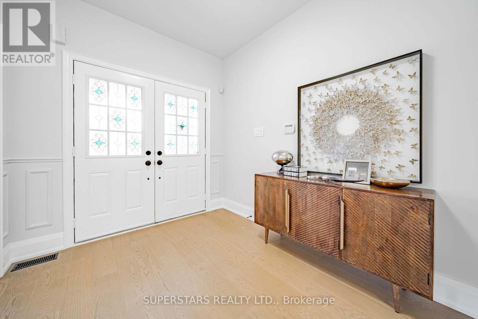 1649 Ballantrae Drive, Oshawa, Ontario  L1K 0A8 - Photo 3 - E13029726