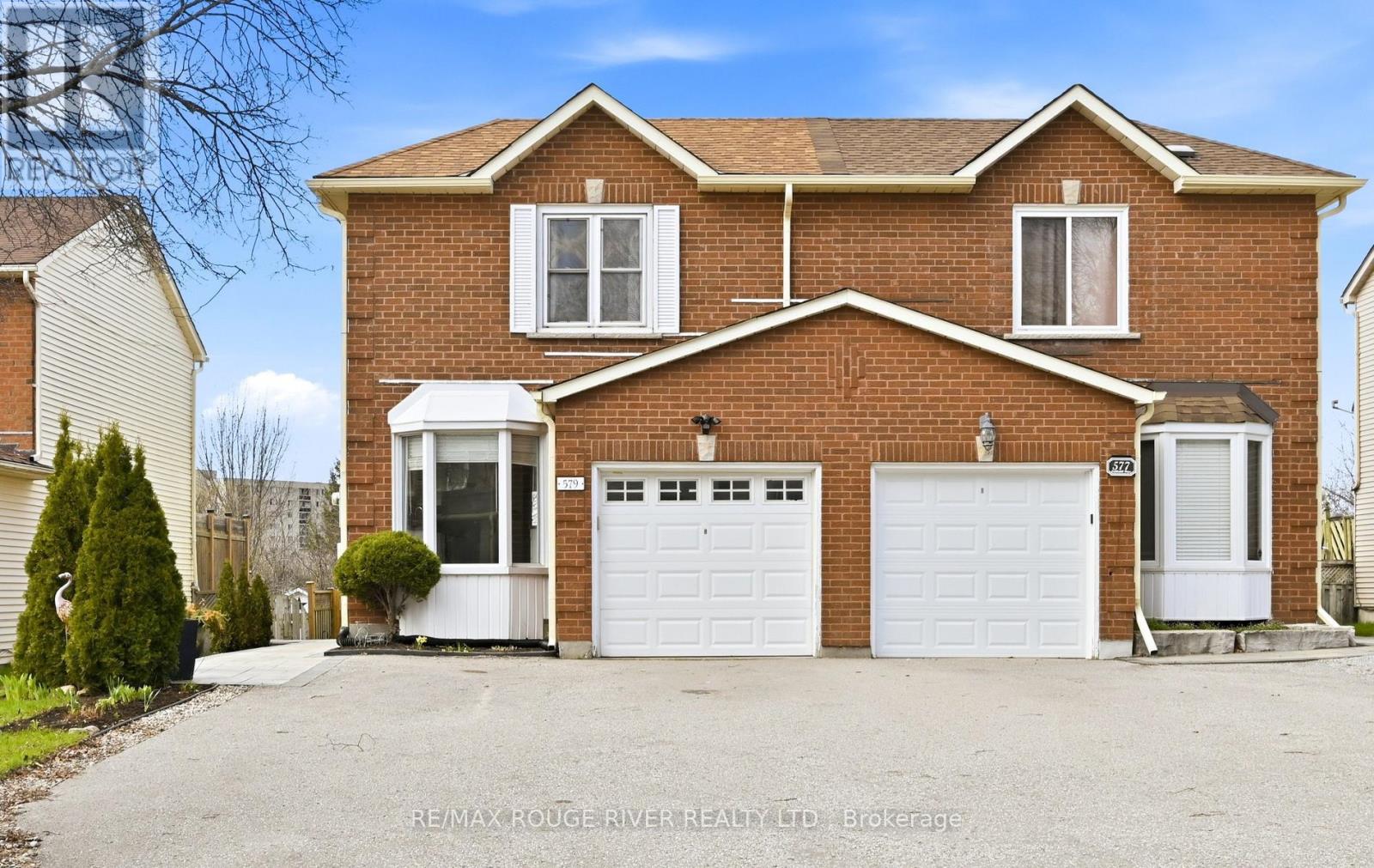 579 COBBLEHILL DRIVE, Oshawa, Ontario