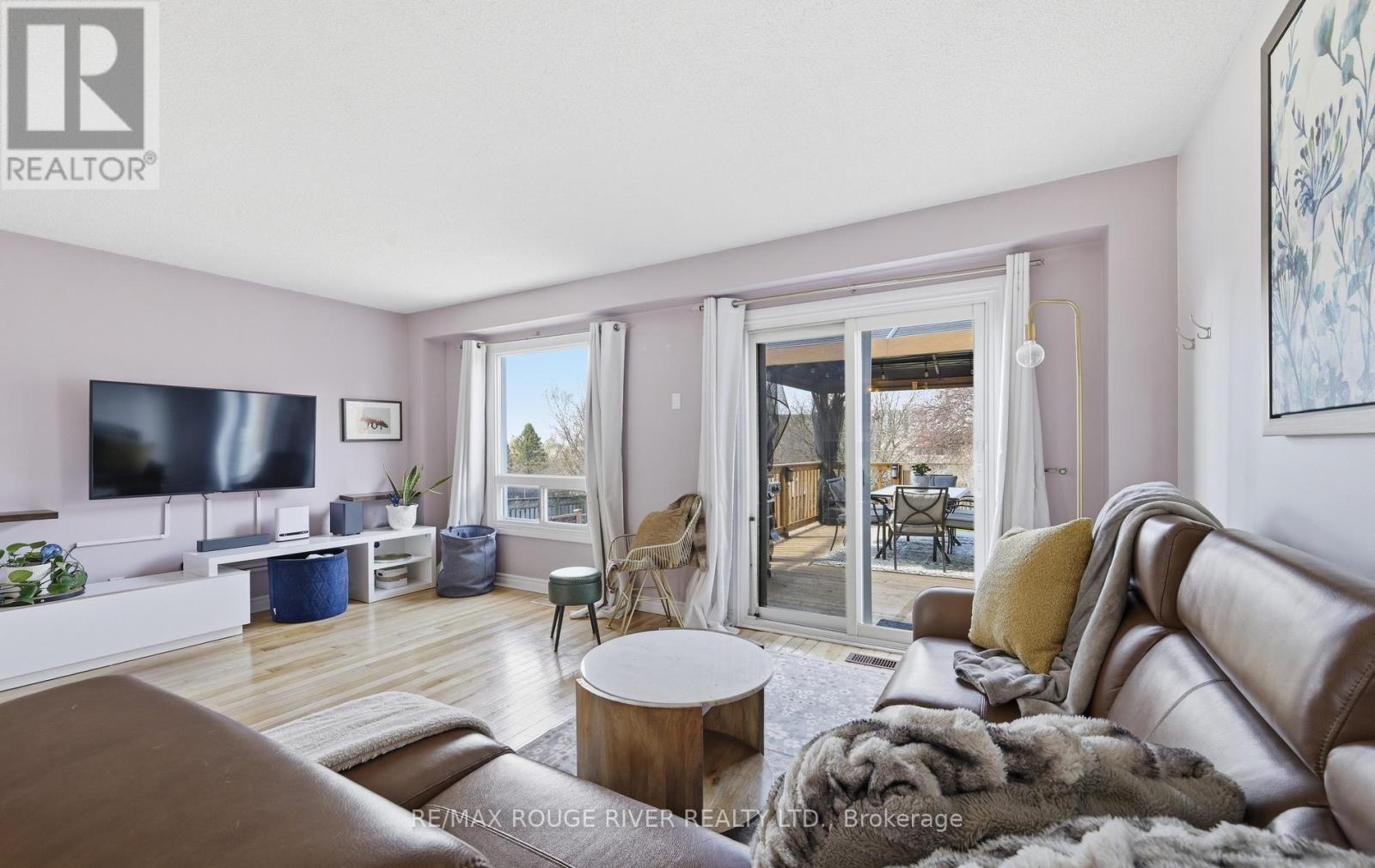 579 Cobblehill Drive, Oshawa, Ontario  L1K 1Y6 - Photo 10 - E13029810