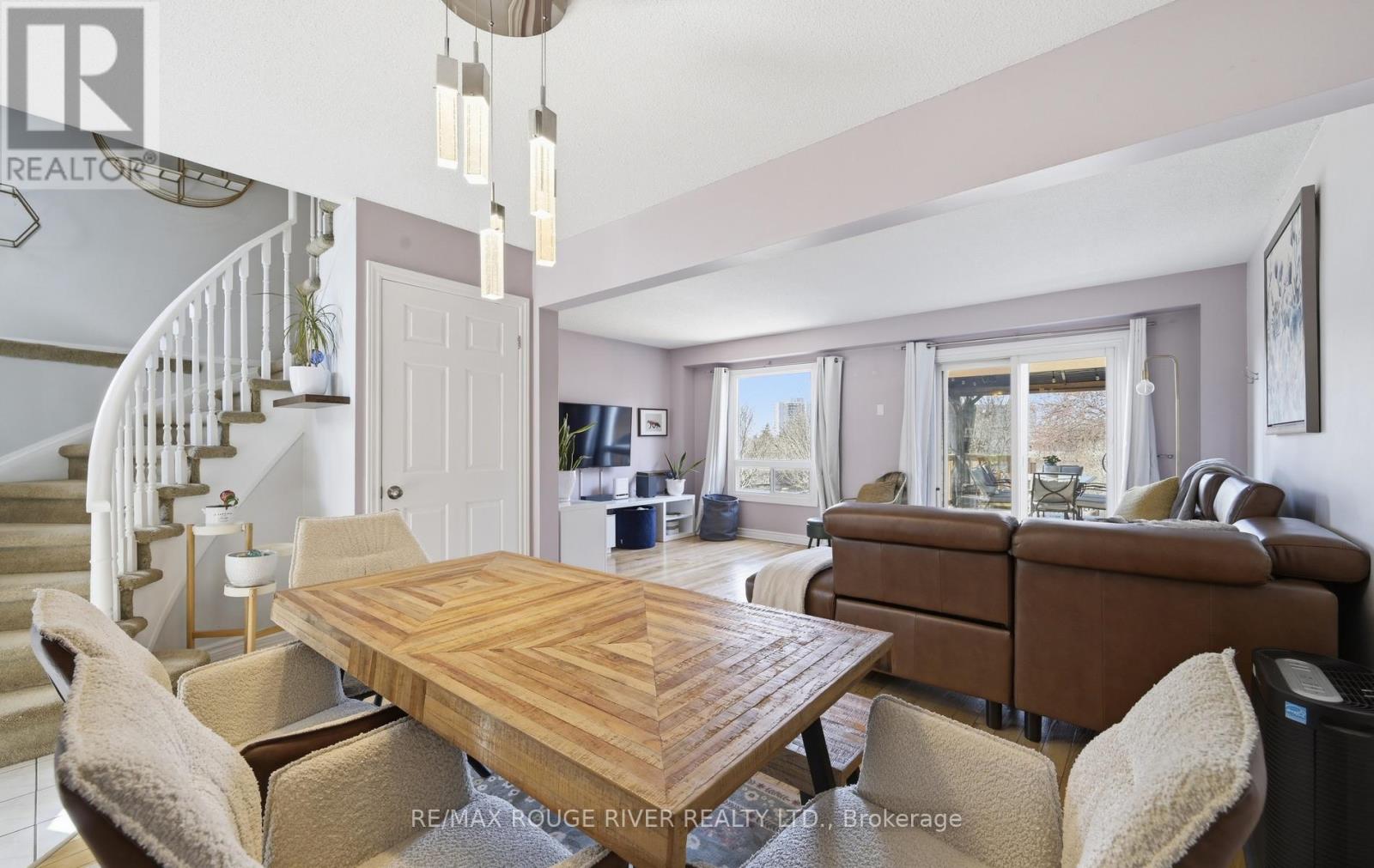 579 Cobblehill Drive, Oshawa, Ontario  L1K 1Y6 - Photo 9 - E13029810