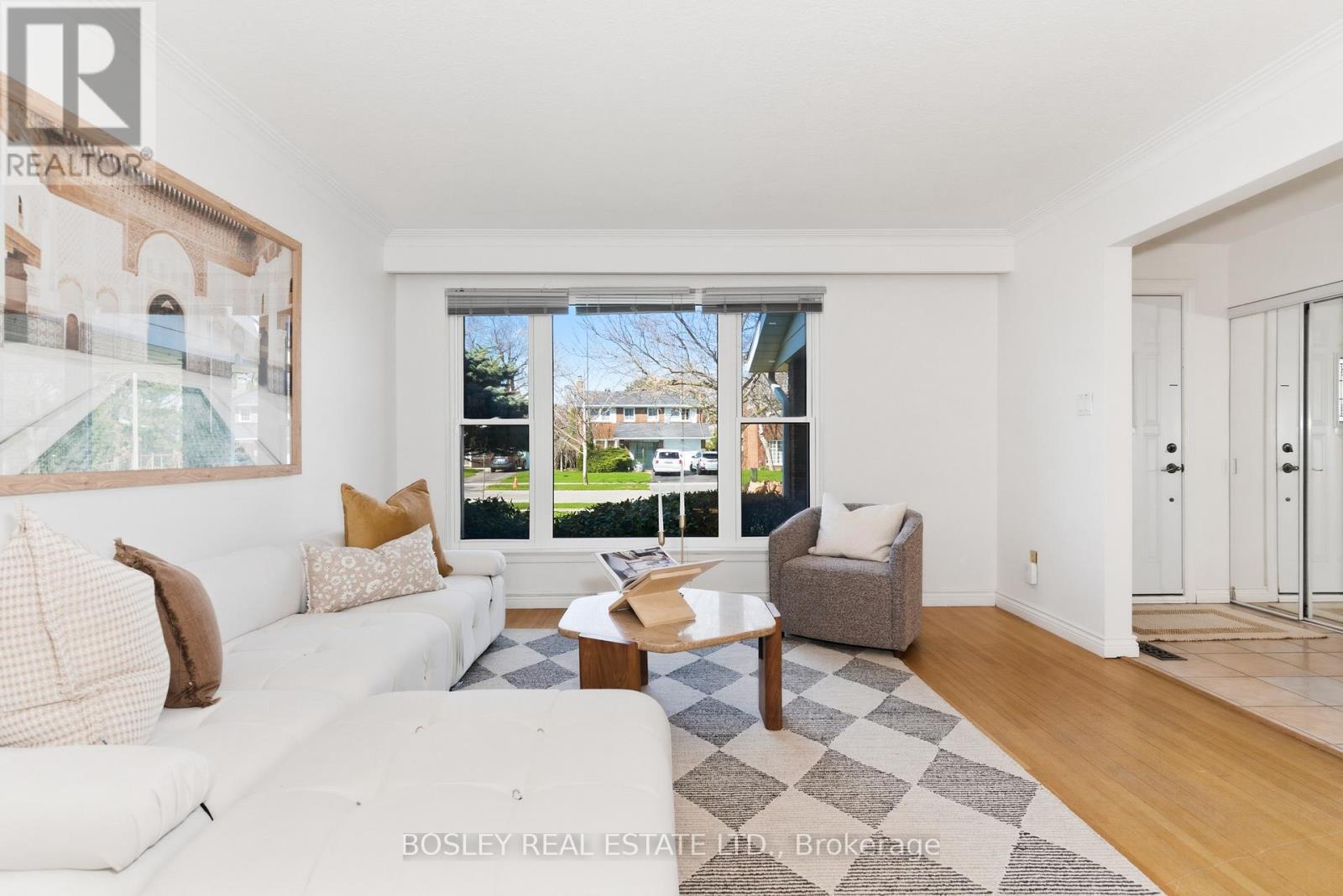 21 Bridlewood Boulevard, Toronto, Ontario  M1T 1P3 - Photo 3 - E13029898