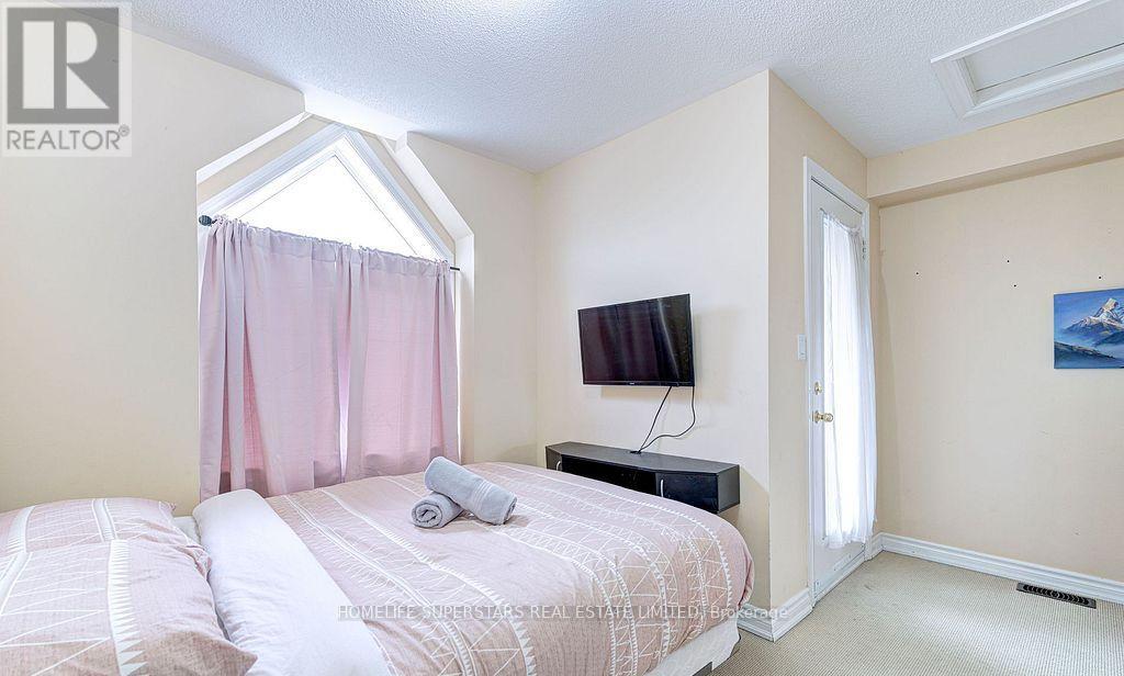 1755 Danforth Avenue, Toronto, Ontario  M4C 1J1 - Photo 13 - E13030002