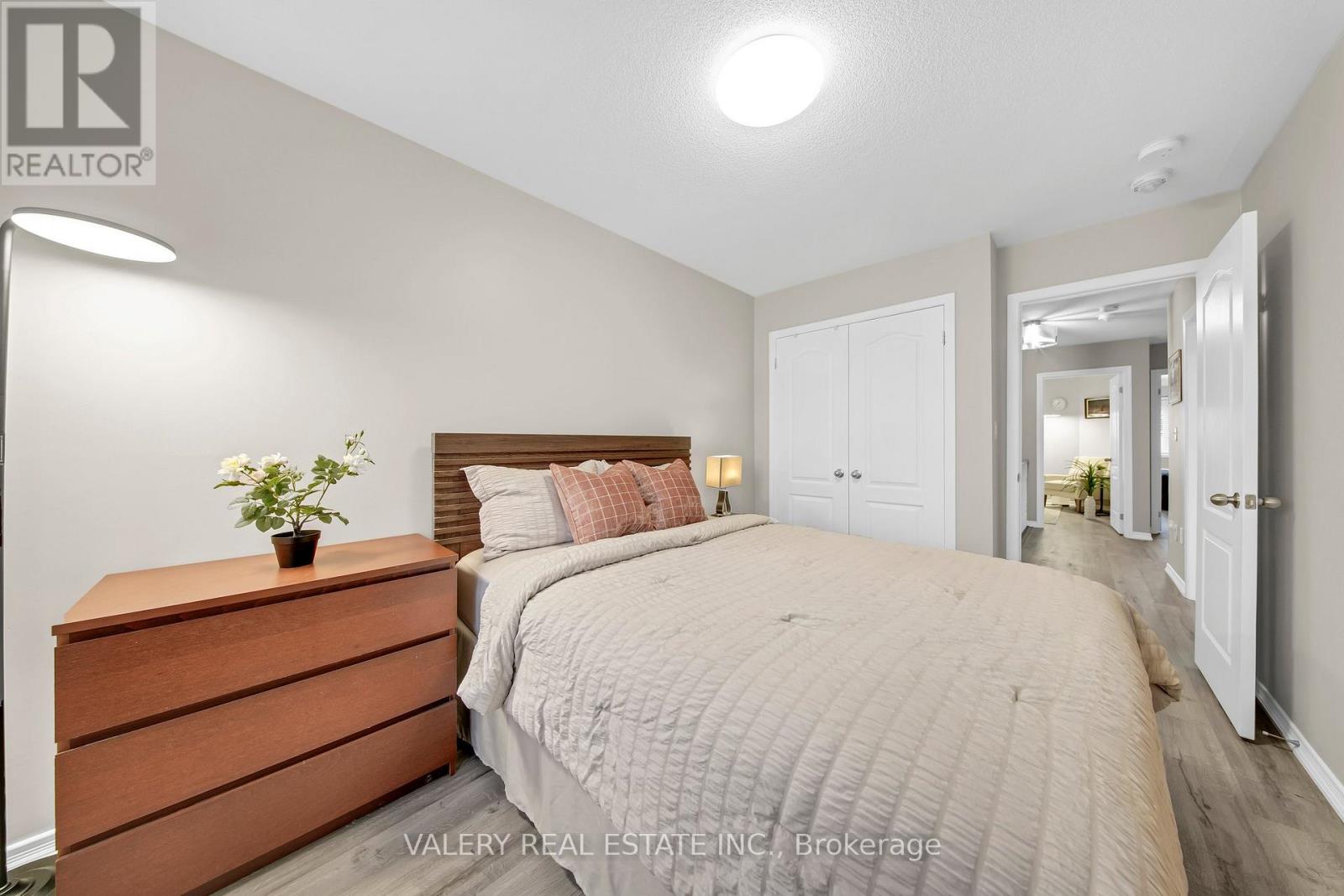 2442 Equestrian Crescent, Oshawa, Ontario  L1L 0L7 - Photo 20 - E13030014