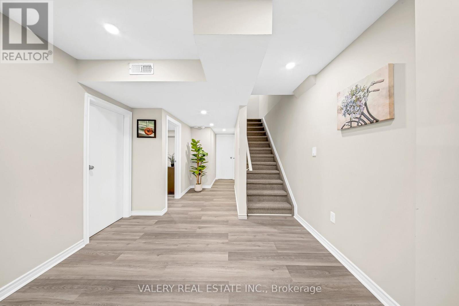 2442 Equestrian Crescent, Oshawa, Ontario  L1L 0L7 - Photo 26 - E13030014