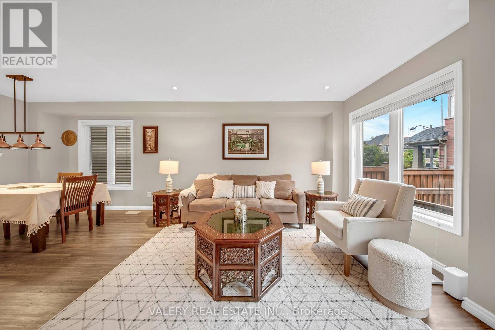 2442 Equestrian Crescent, Oshawa, Ontario  L1L 0L7 - Photo 6 - E13030014