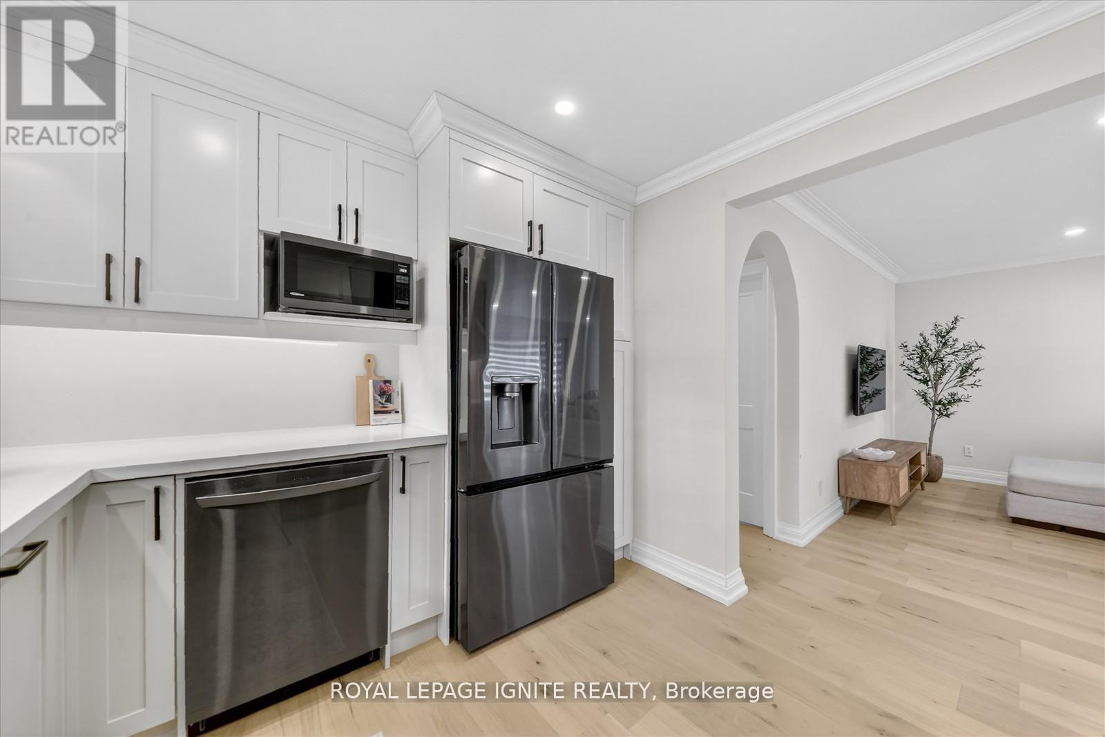 54 Bobmar Road, Toronto, Ontario  M1C 1C9 - Photo 12 - E13030070