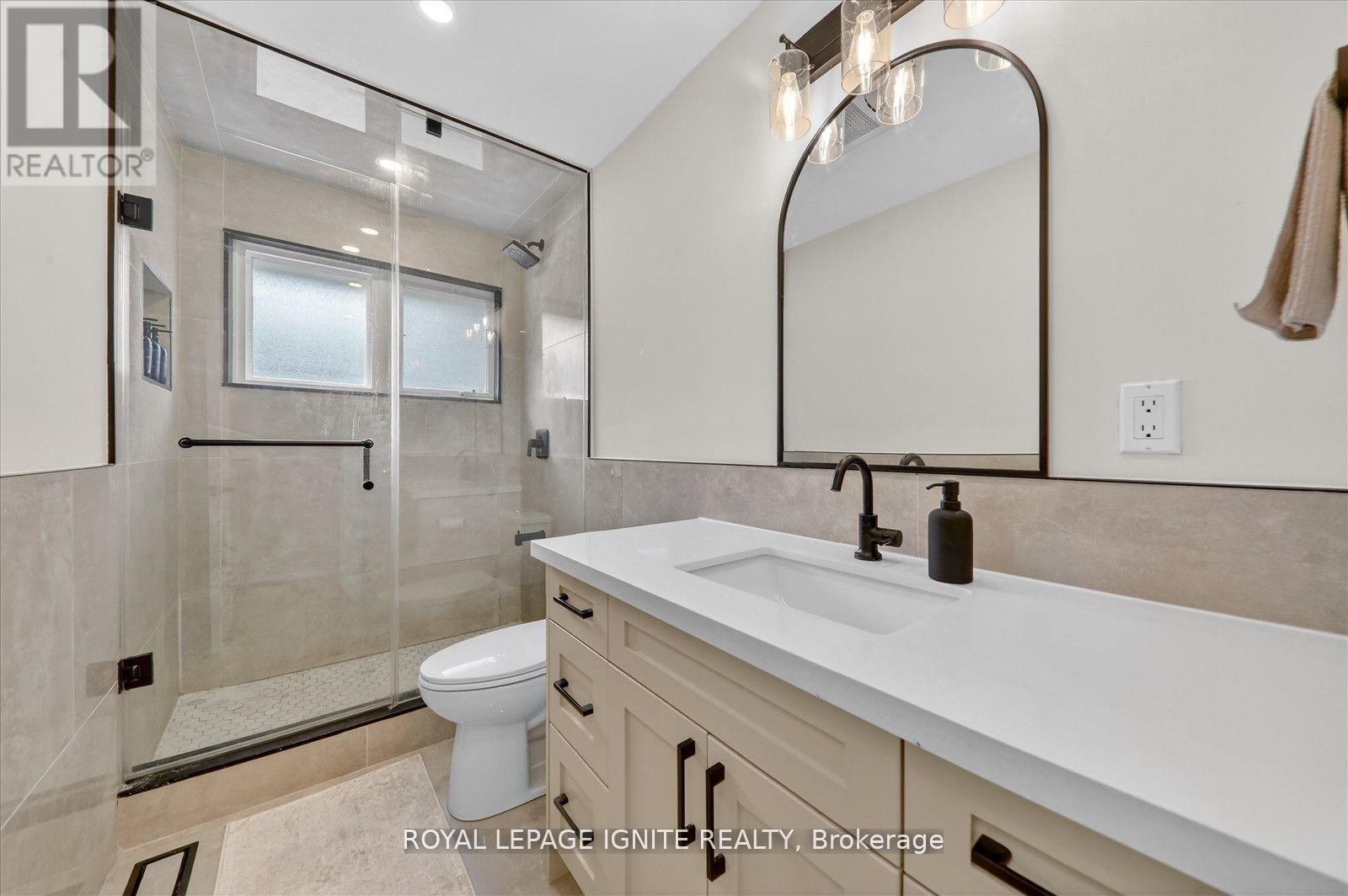 54 Bobmar Road, Toronto, Ontario  M1C 1C9 - Photo 18 - E13030070