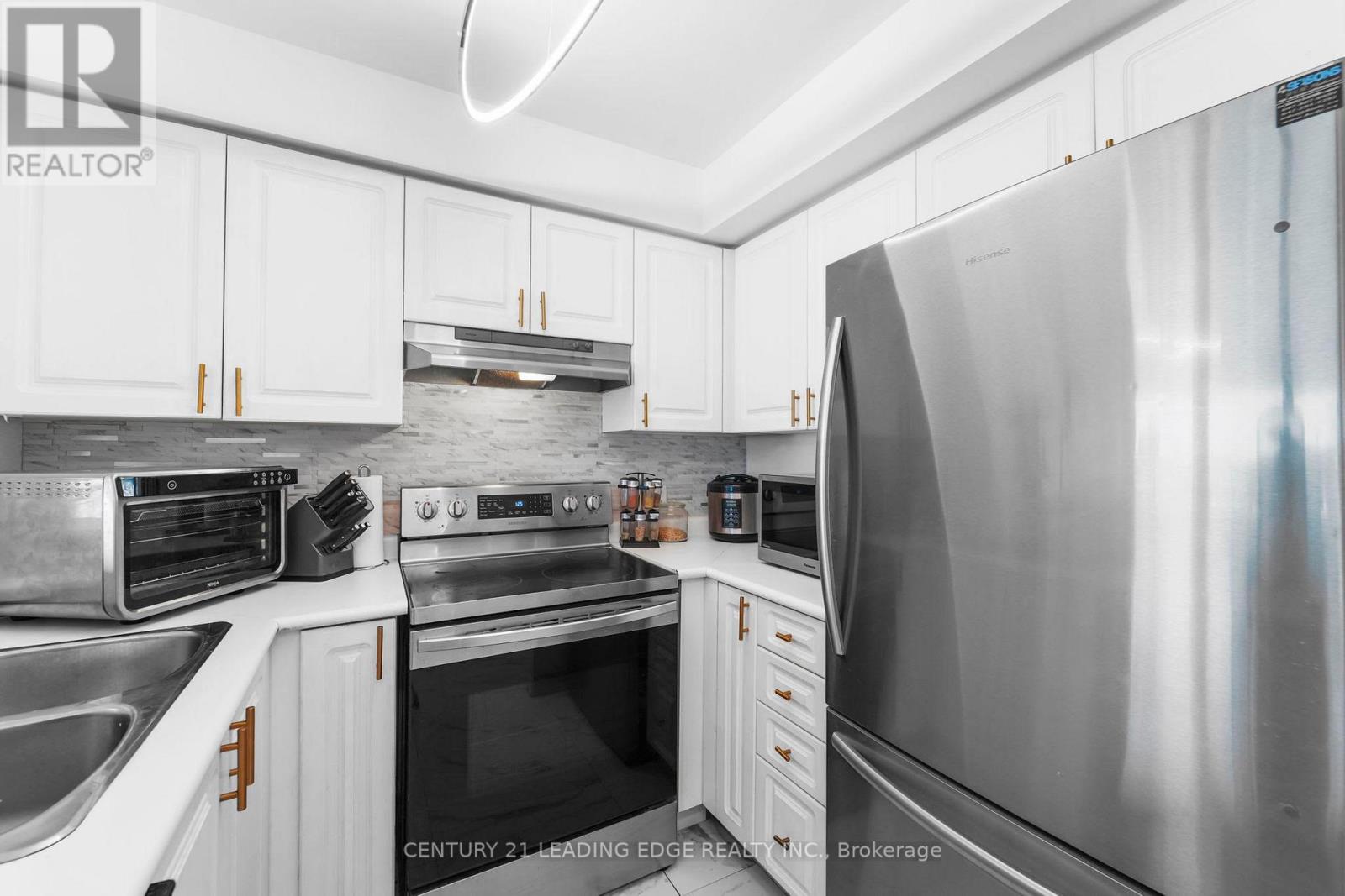 1609 - 11 Lee Centre Drive, Toronto, Ontario  M1H 3J5 - Photo 12 - E13030108