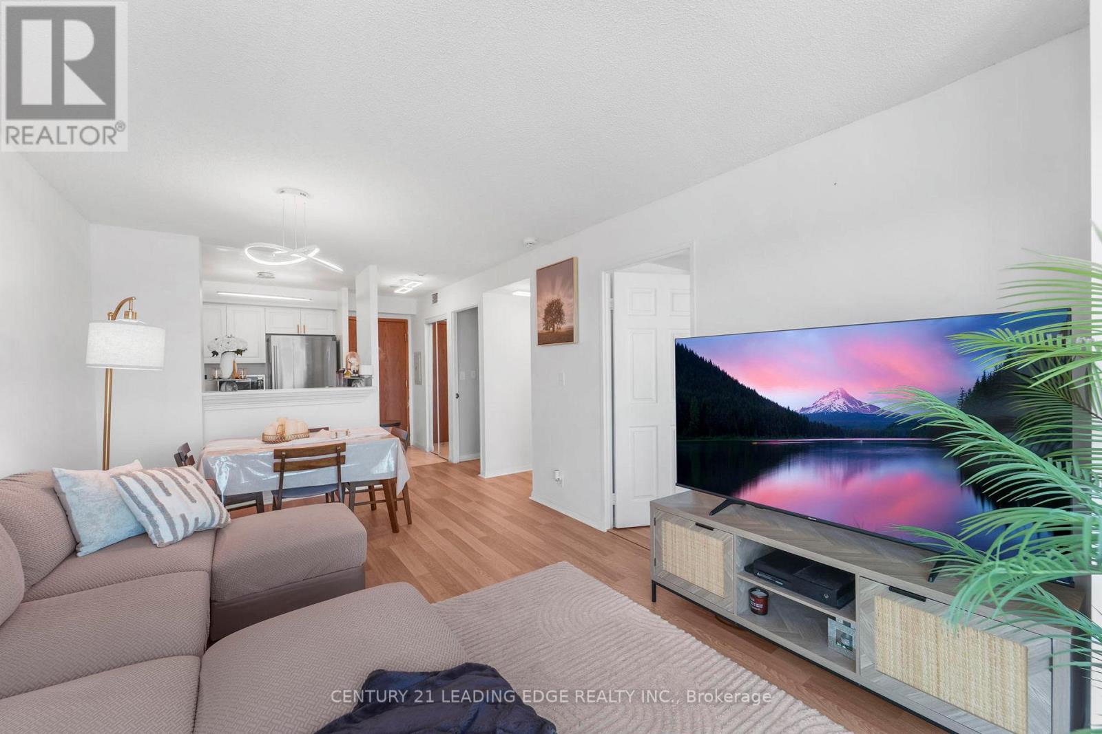 1609 - 11 Lee Centre Drive, Toronto, Ontario  M1H 3J5 - Photo 7 - E13030108