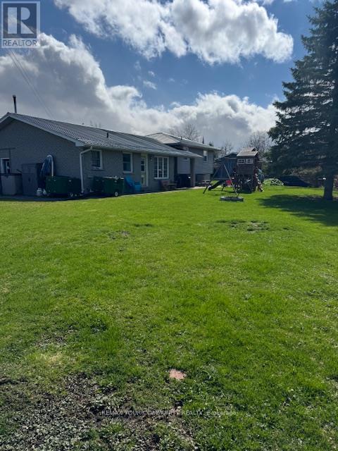 72 Douglas Street, Georgina, Ontario  L0E 2R0 - Photo 23 - N13029700