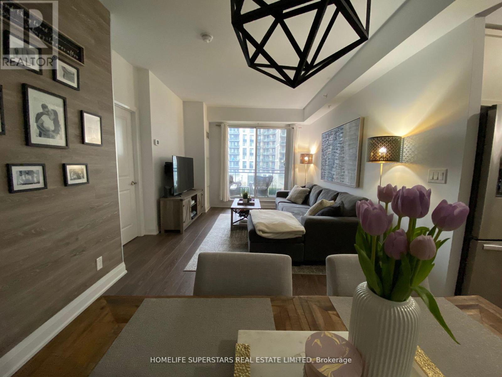 315 - 12 WOODSTREAM BOULEVARD, Vaughan, Ontario