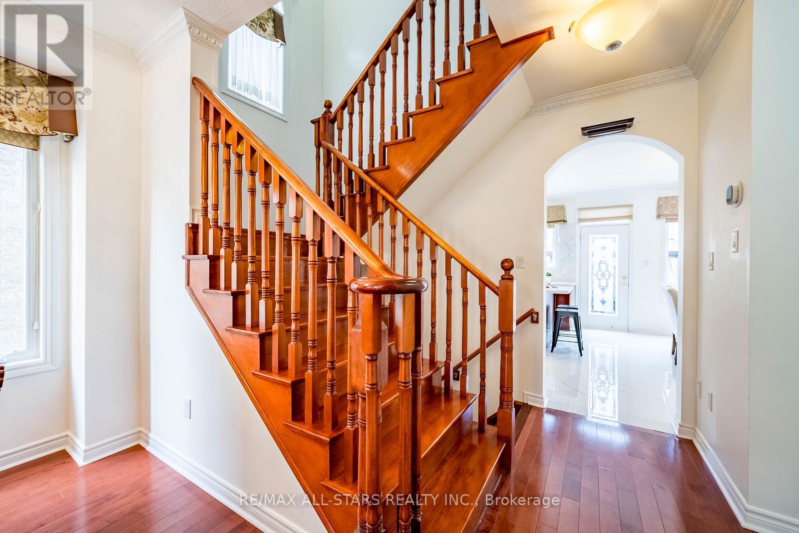 38 Sugardale Street, Whitchurch-Stouffville, Ontario  L4A 0B7 - Photo 15 - N13029900