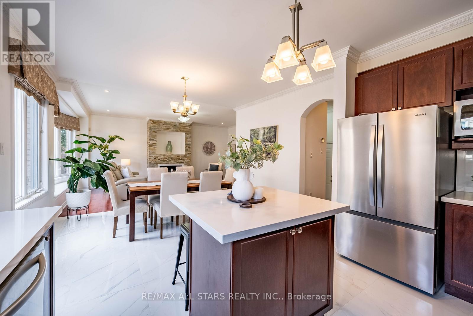 38 Sugardale Street, Whitchurch-Stouffville, Ontario  L4A 0B7 - Photo 20 - N13029900