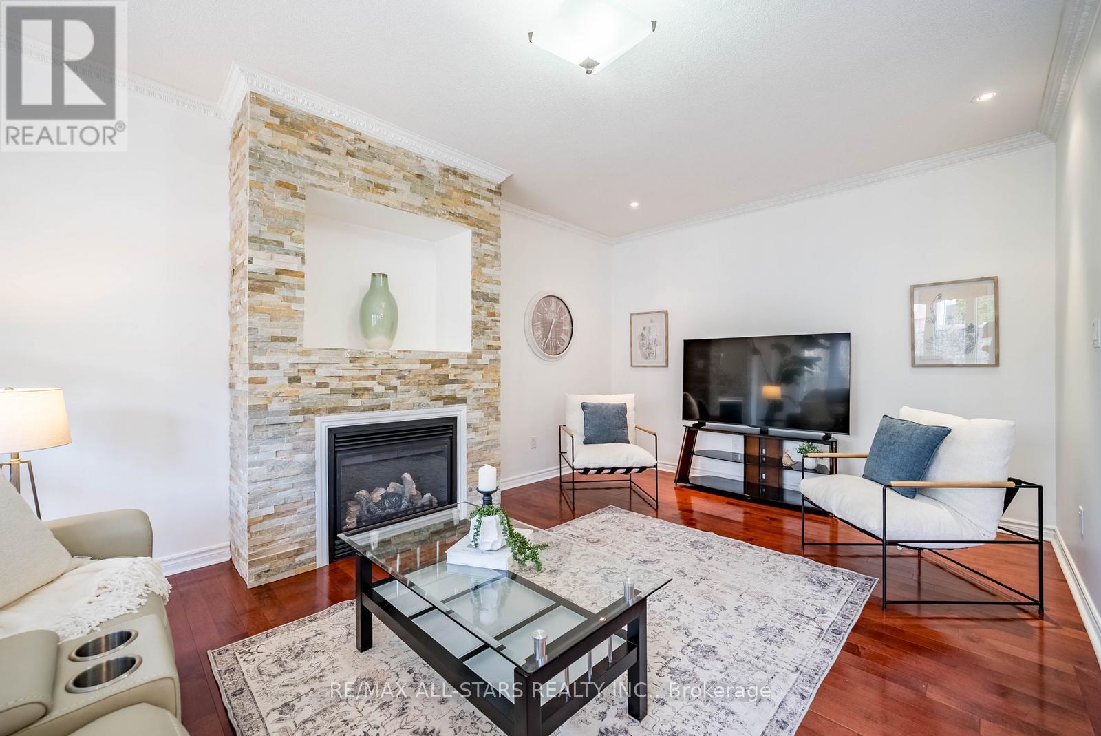 38 Sugardale Street, Whitchurch-Stouffville, Ontario  L4A 0B7 - Photo 25 - N13029900