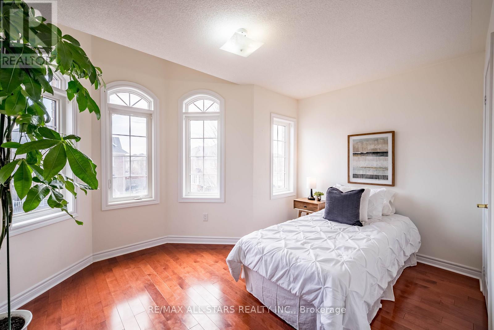 38 Sugardale Street, Whitchurch-Stouffville, Ontario  L4A 0B7 - Photo 35 - N13029900