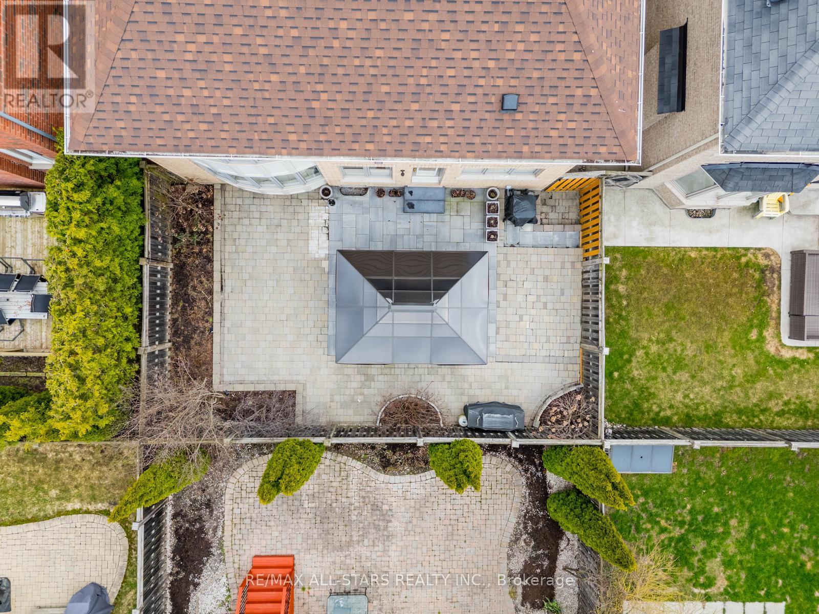 38 Sugardale Street, Whitchurch-Stouffville, Ontario  L4A 0B7 - Photo 50 - N13029900