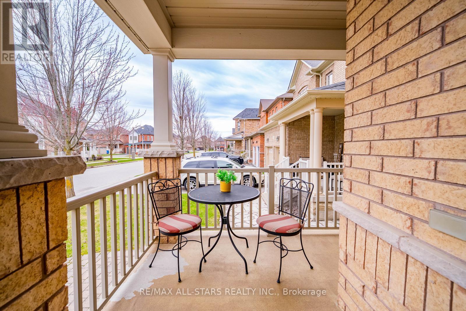 38 Sugardale Street, Whitchurch-Stouffville, Ontario  L4A 0B7 - Photo 7 - N13029900