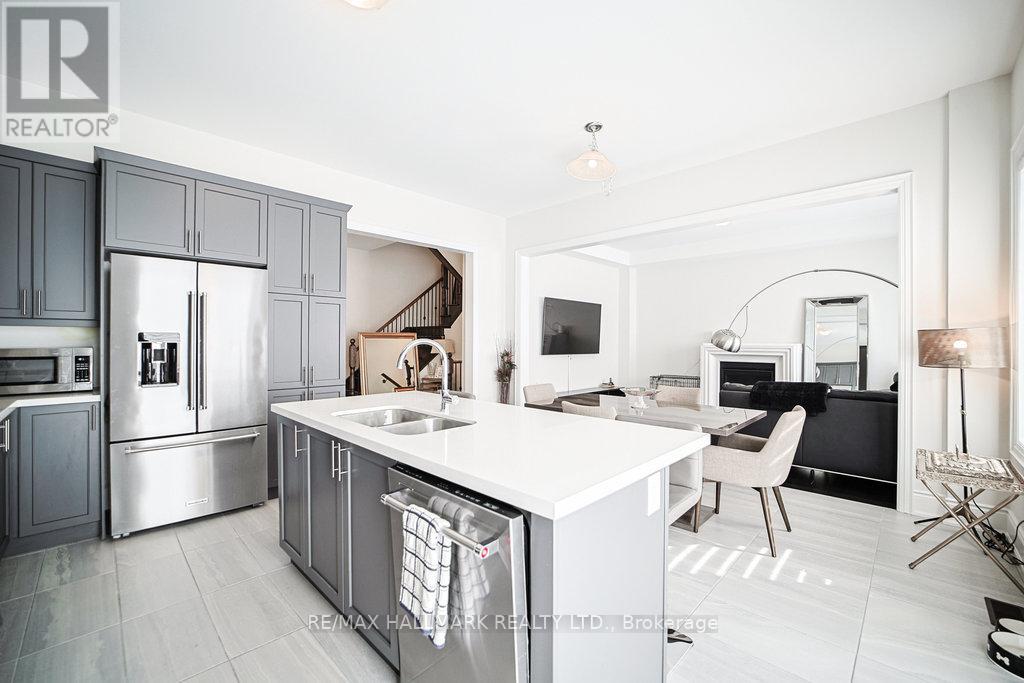 25 Kentledge Avenue, East Gwillimbury, Ontario  L9N 0W9 - Photo 6 - N13029982