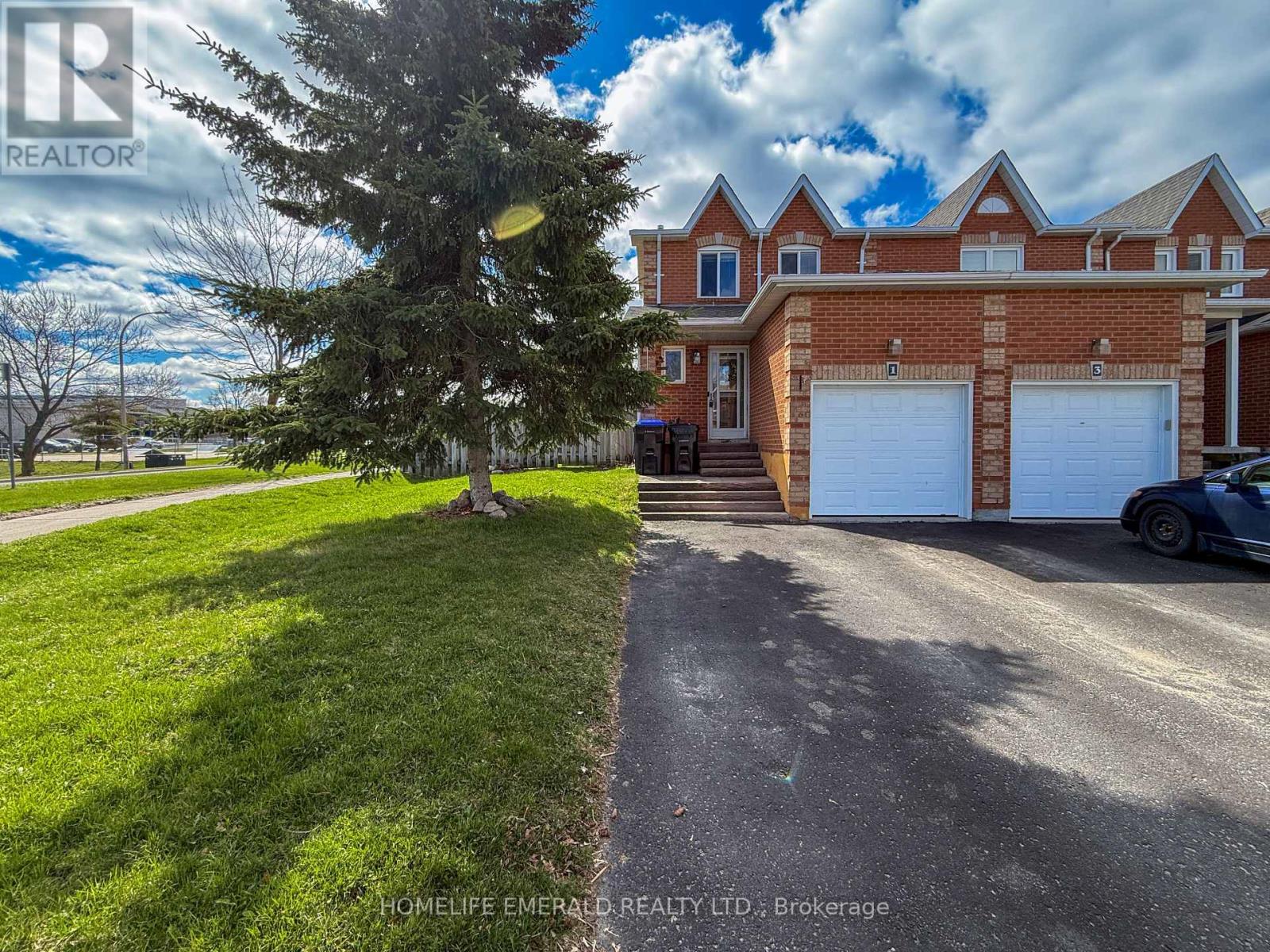 1 Potter Crescent, New Tecumseth (Tottenham), Ontario  L0G 1W0 - Photo 1 - N13030006