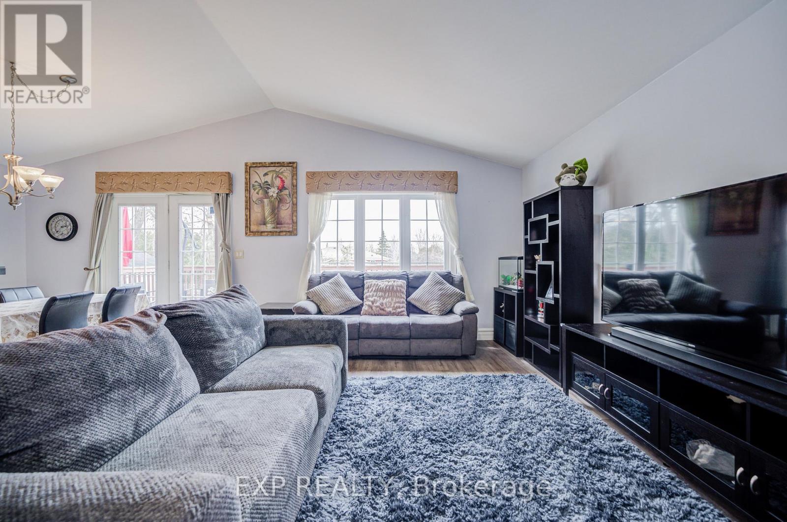 784 Rockaway Road, Georgina, Ontario  L0E 1S0 - Photo 8 - N13030016