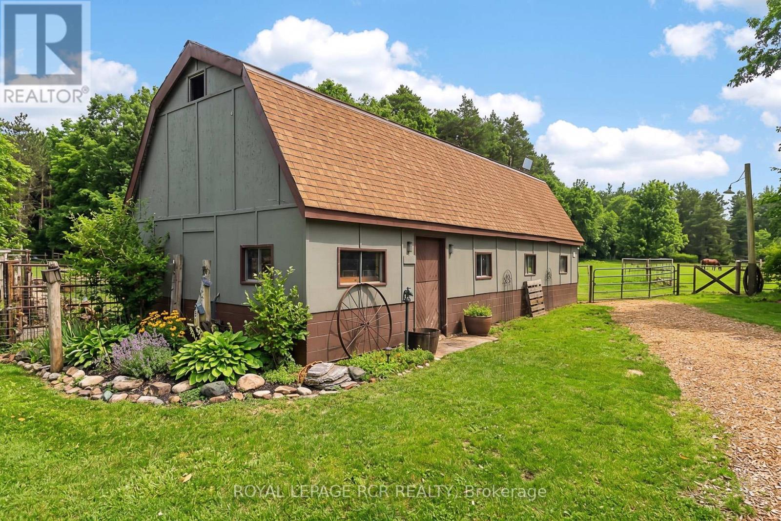 4143 Vivian Road, Whitchurch-Stouffville, Ontario  L4A 2A7 - Photo 37 - N13030020