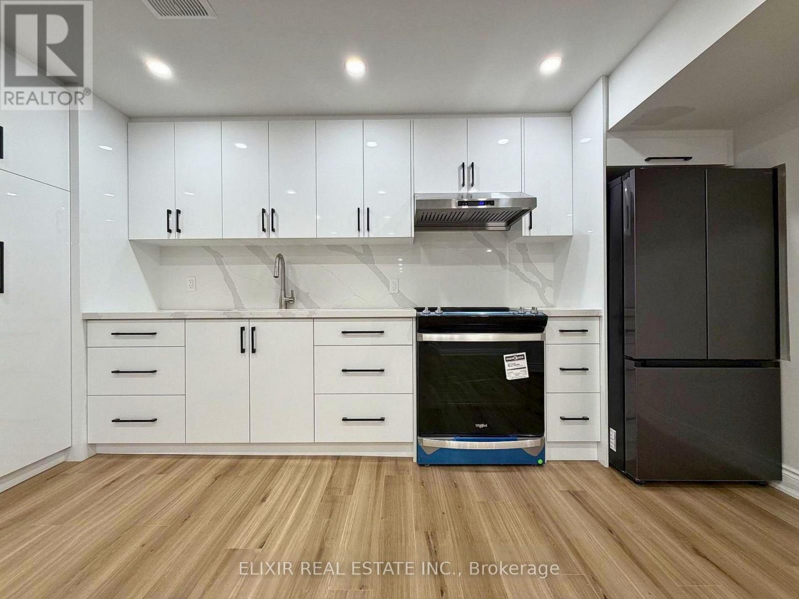 27 Belay Bend, East Gwillimbury, Ontario  L9N 0V8 - Photo 6 - N13030068