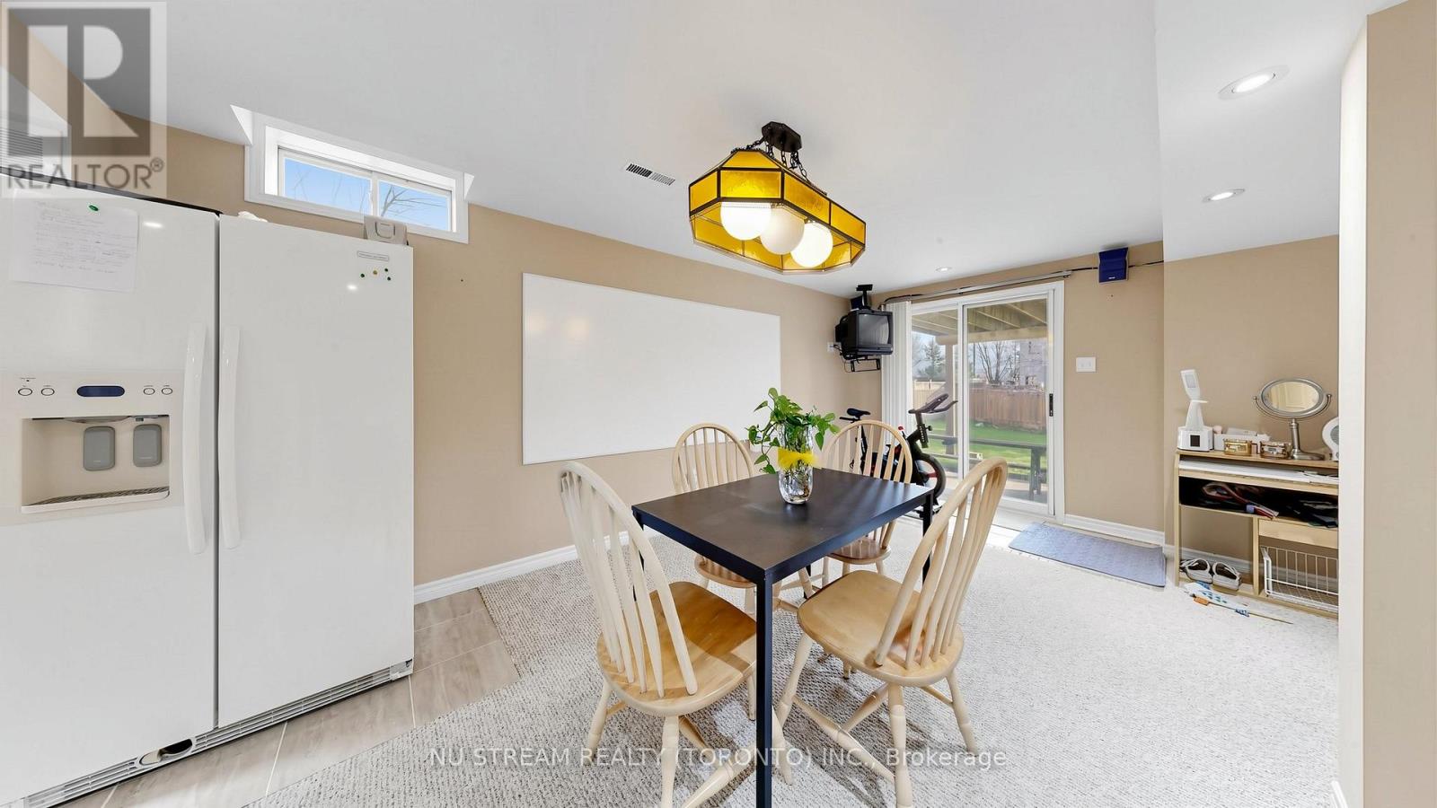 528 Veale Place, Newmarket, Ontario  L3Y 8H9 - Photo 27 - N13030088