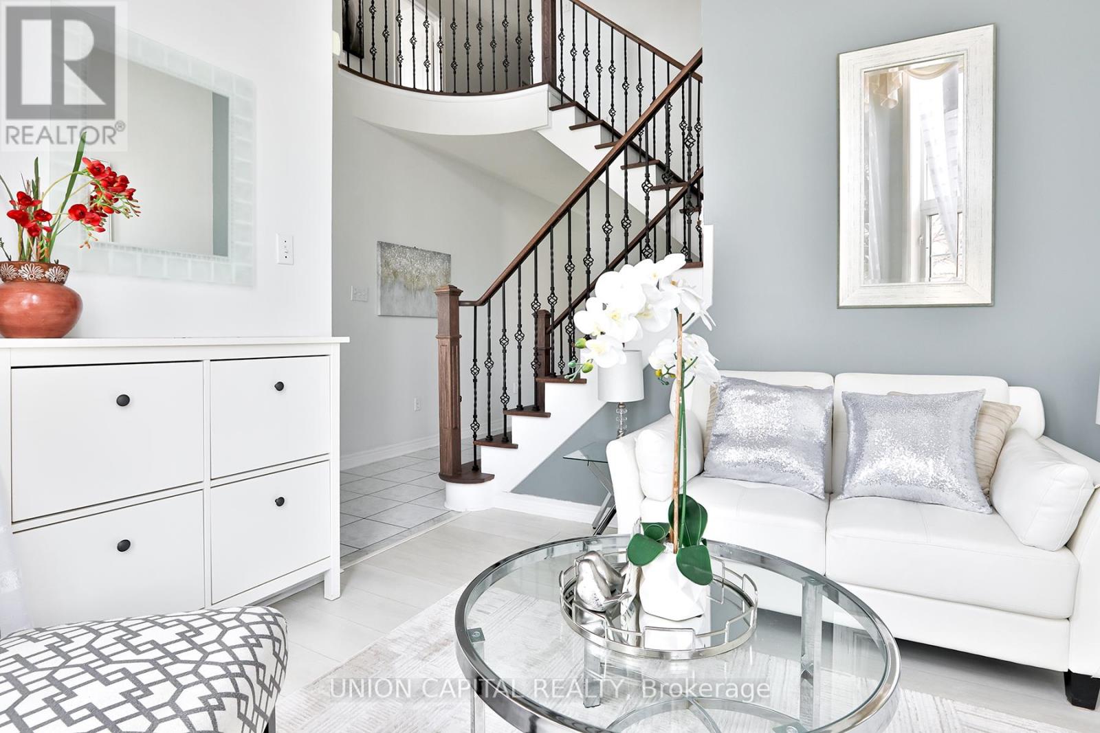 81 Ten Oaks Boulevard, Vaughan, Ontario  L4K 5G3 - Photo 7 - N13030122