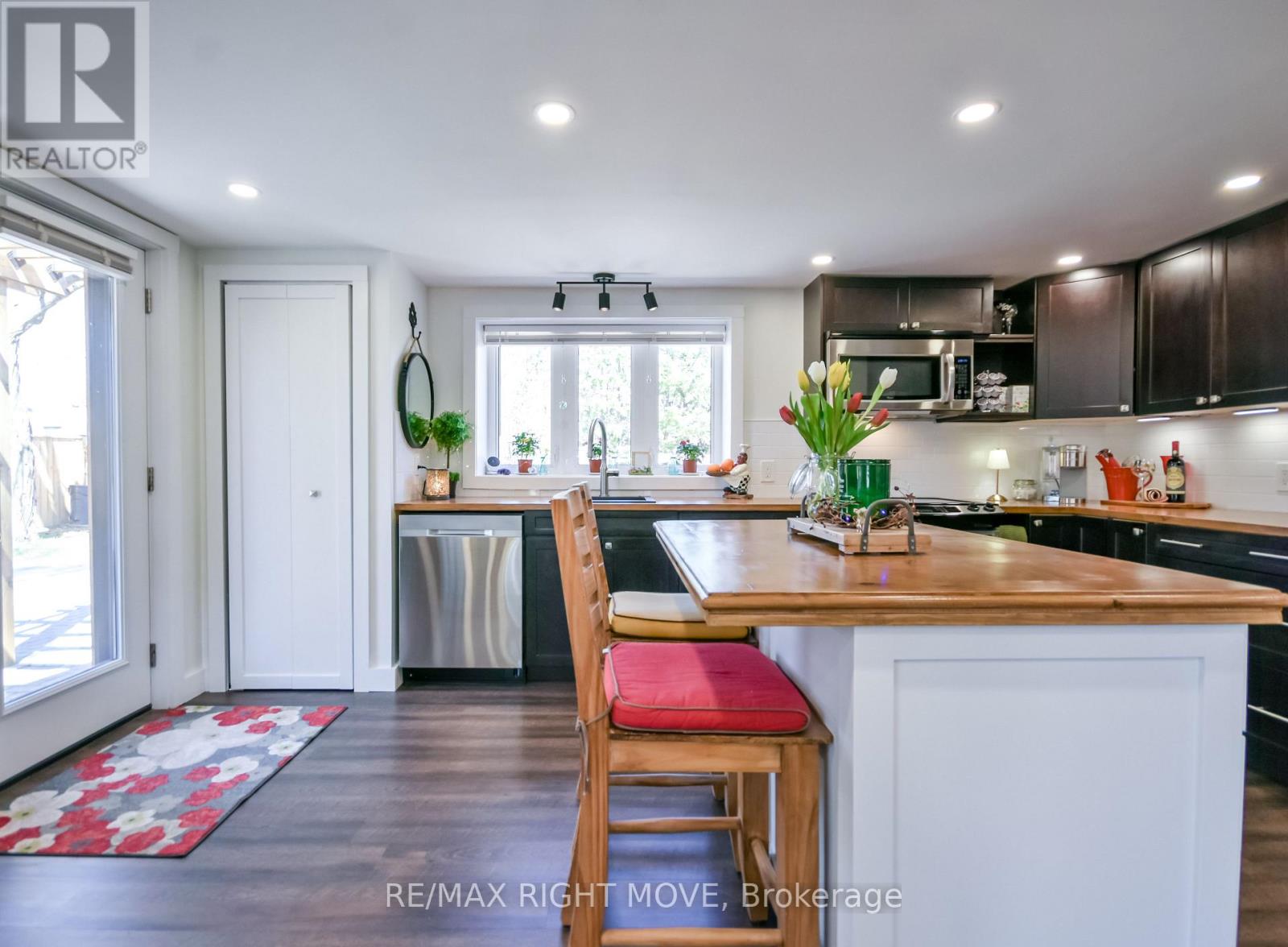 51 Walker Avenue, Orillia, Ontario  L3V 6G9 - Photo 10 - S13029916