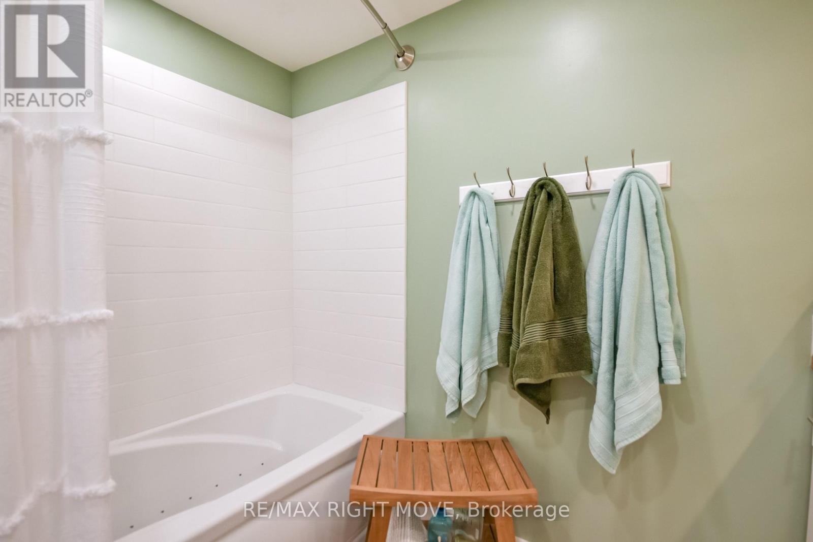 51 Walker Avenue, Orillia, Ontario  L3V 6G9 - Photo 31 - S13029916