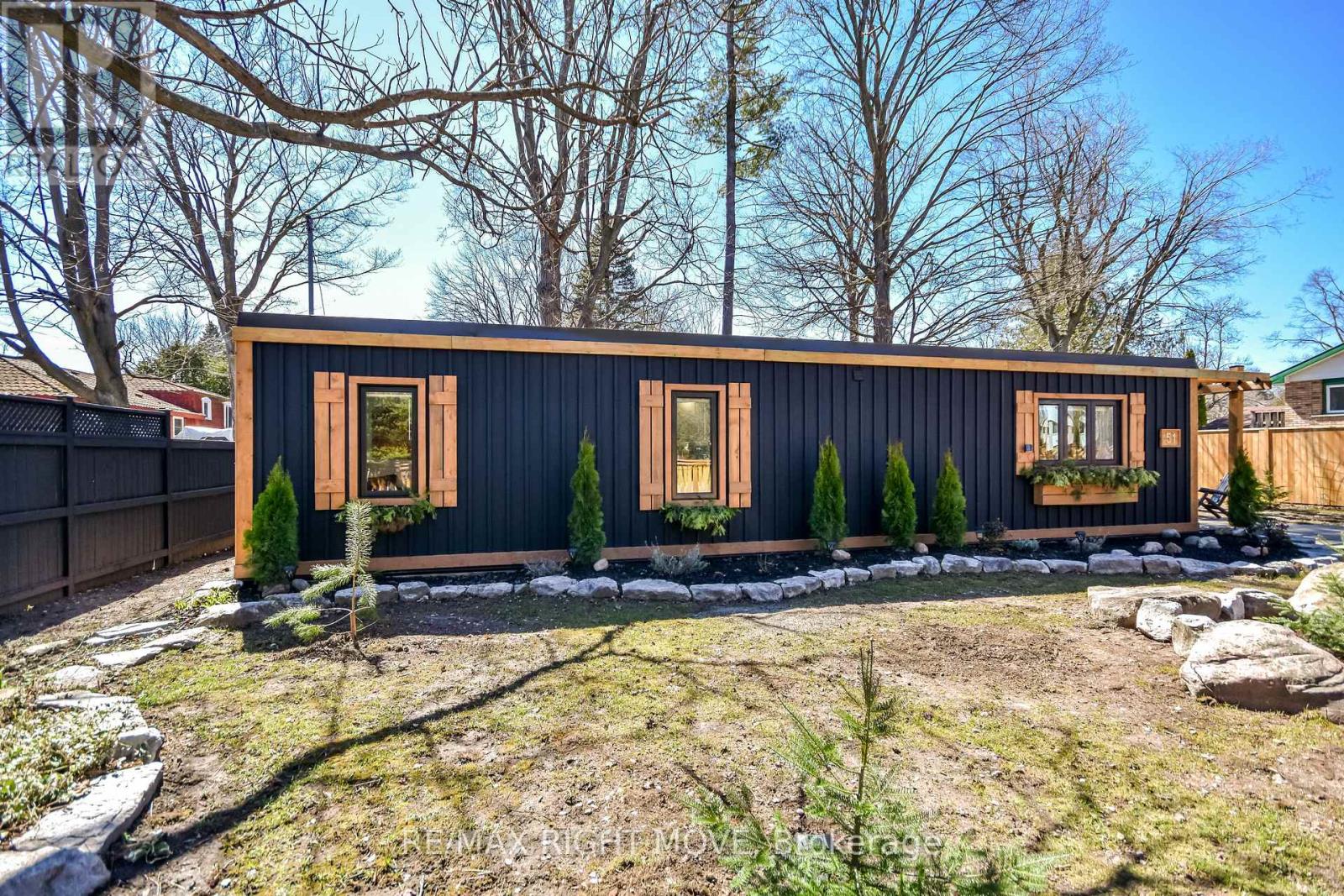 51 Walker Avenue, Orillia, Ontario  L3V 6G9 - Photo 40 - S13029916