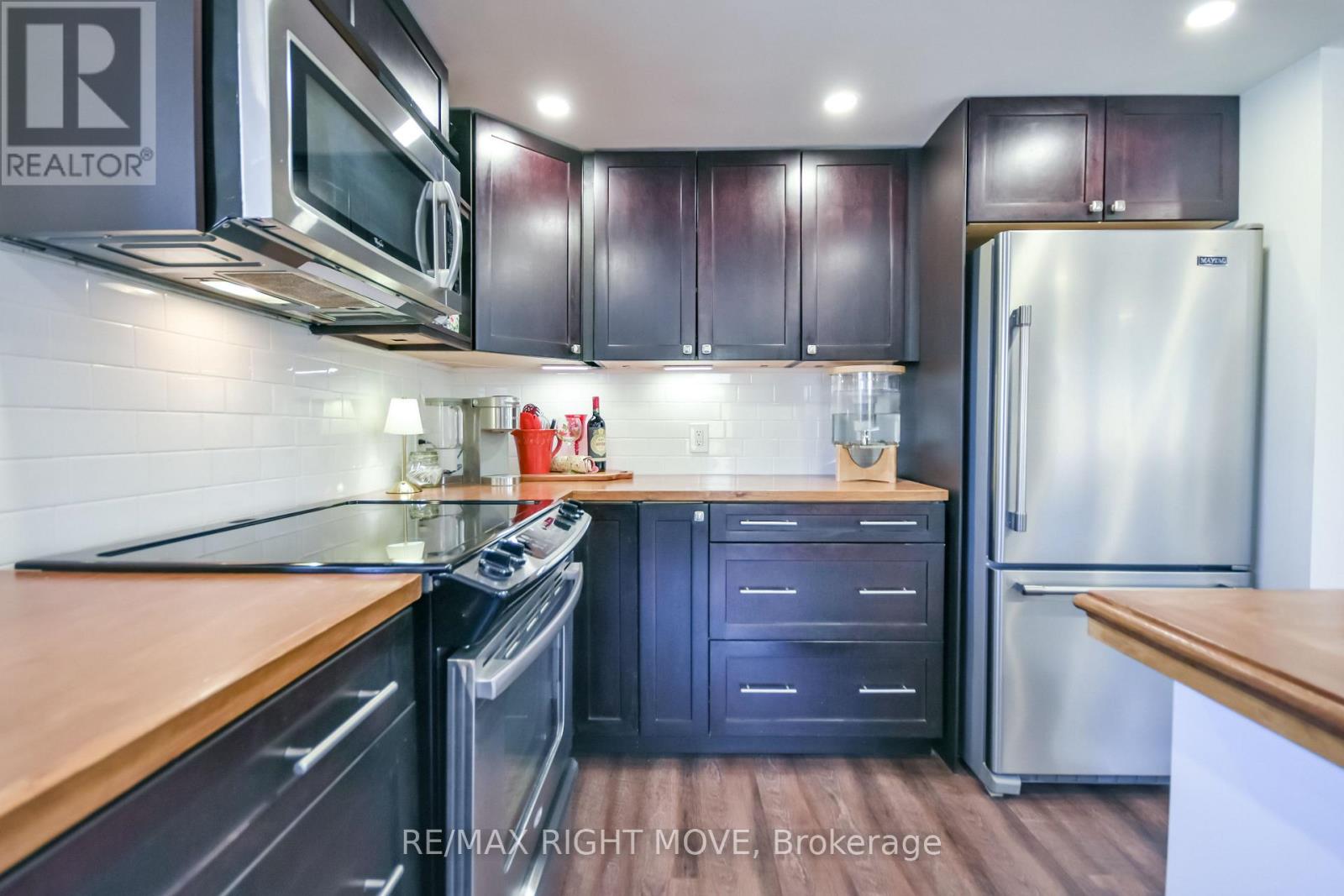 51 Walker Avenue, Orillia, Ontario  L3V 6G9 - Photo 7 - S13029916