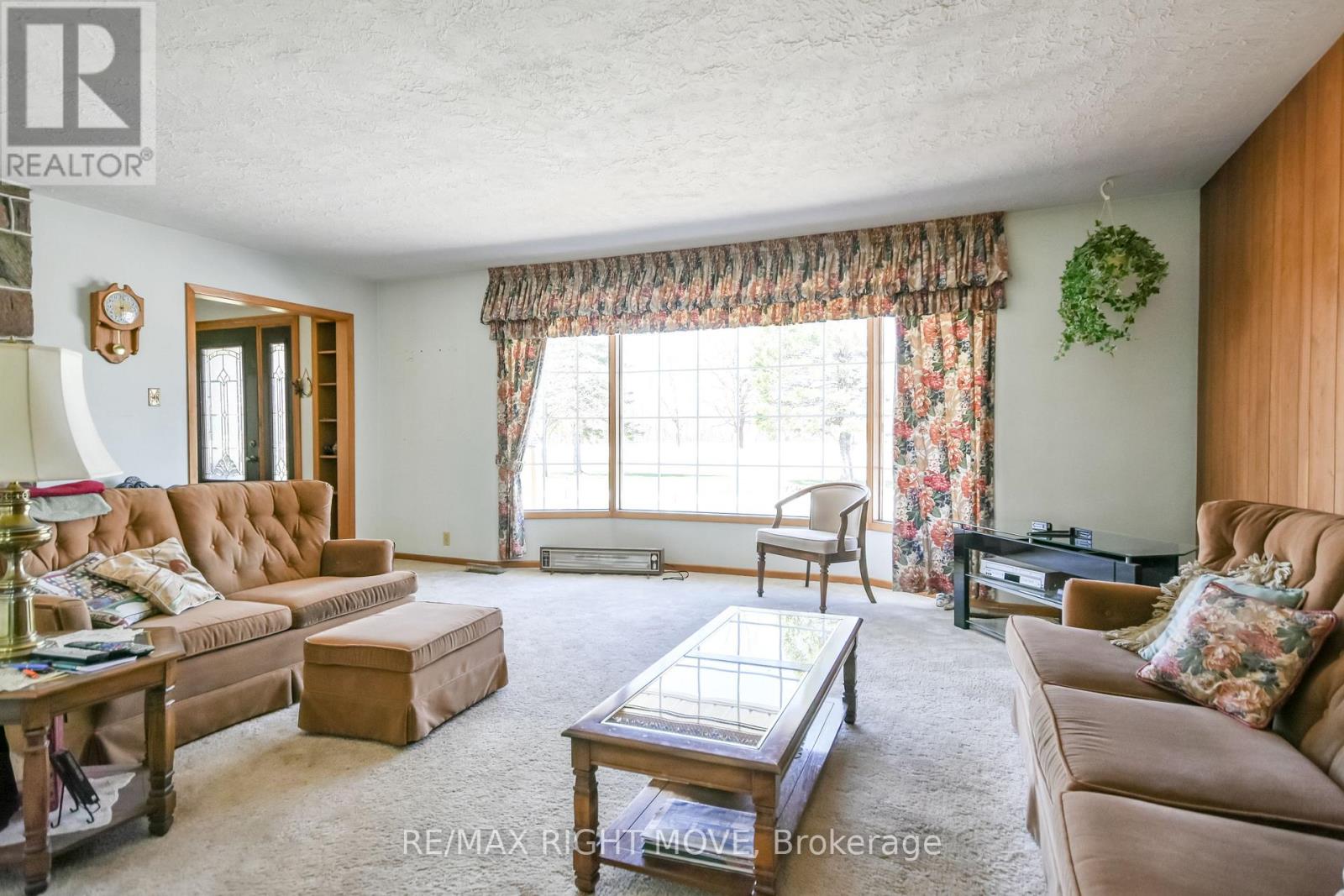 978 15/16 Side Road E, Oro-Medonte, Ontario  L0L 1T0 - Photo 15 - S13029948