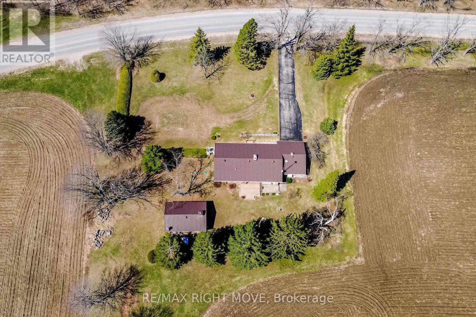 978 15/16 Side Road E, Oro-Medonte, Ontario  L0L 1T0 - Photo 6 - S13029948