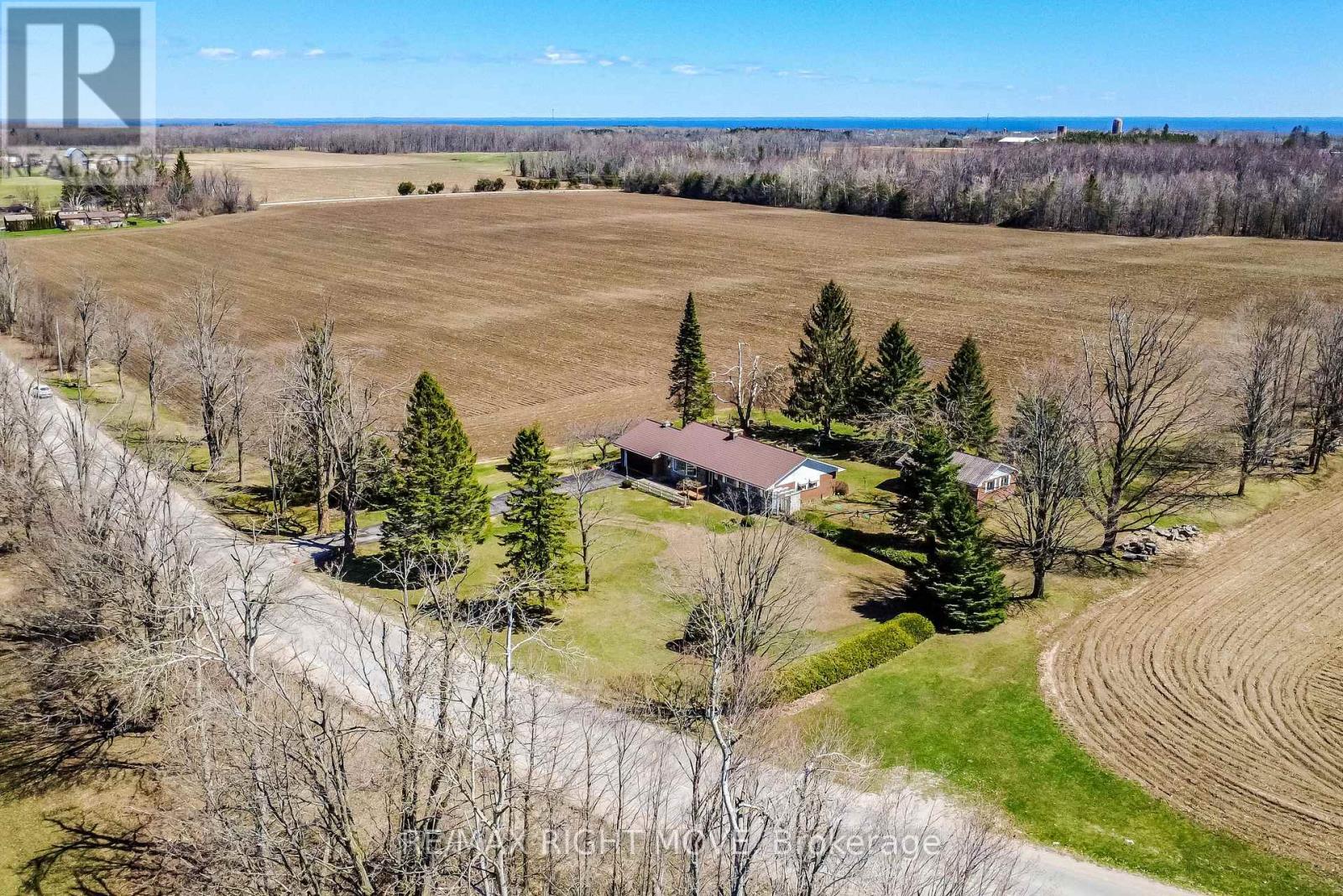 978 15/16 Side Road E, Oro-Medonte, Ontario  L0L 1T0 - Photo 9 - S13029948